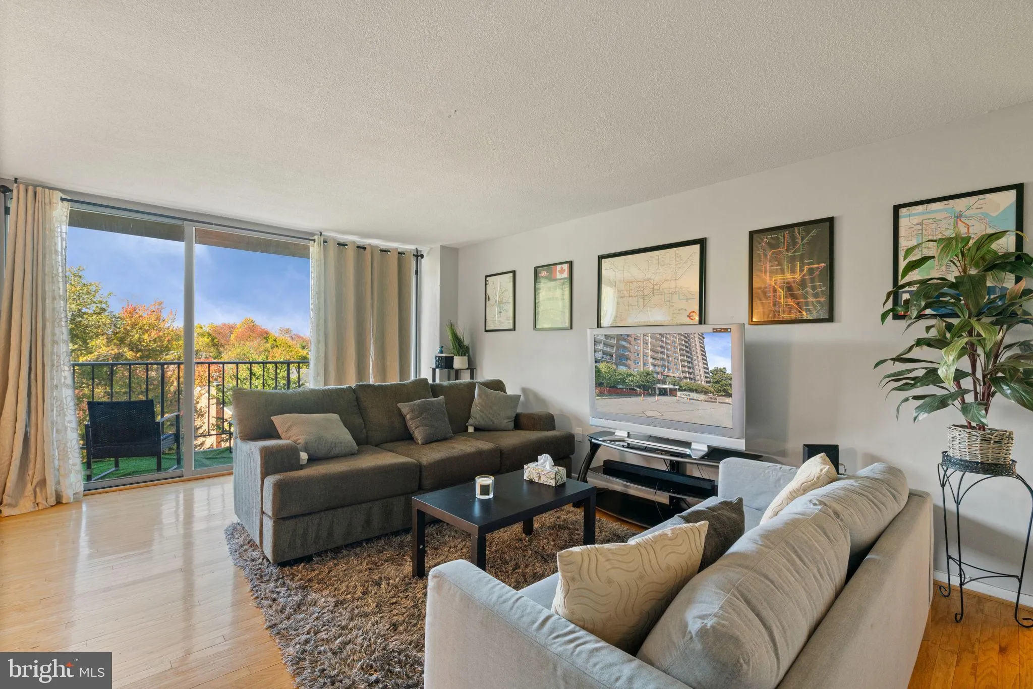 2059 HUNTINGTON AVENUE, Alexandria, VA 22303