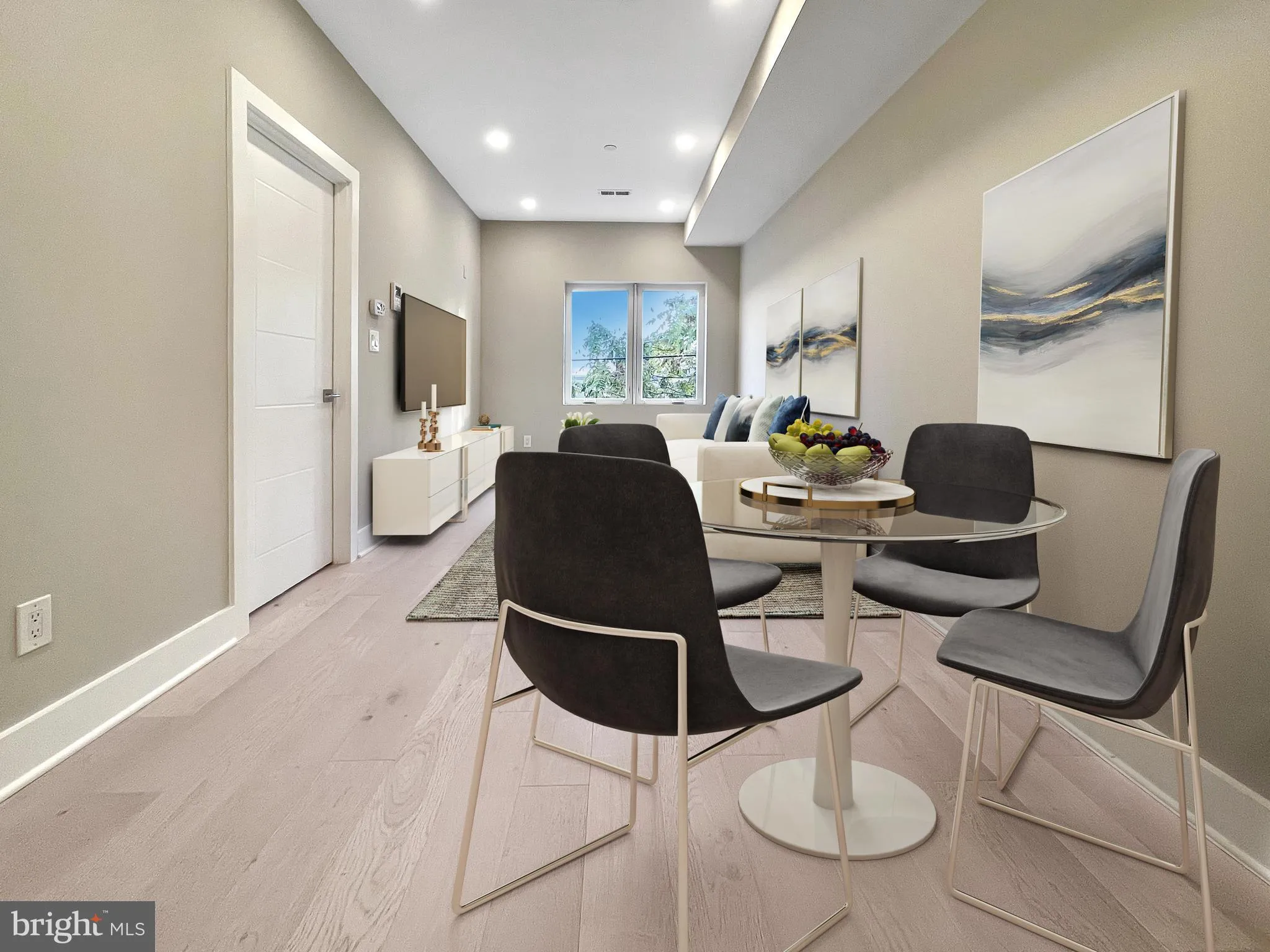 812 18TH STREET, Washington, DC 20002
