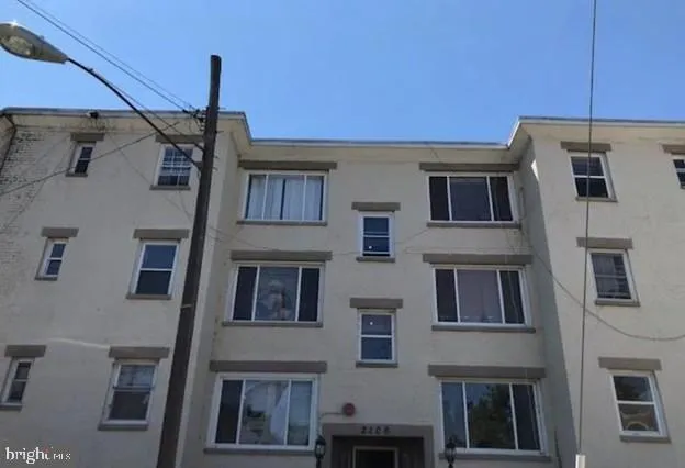 2100 FENDALL STREET, Washington, DC 20020