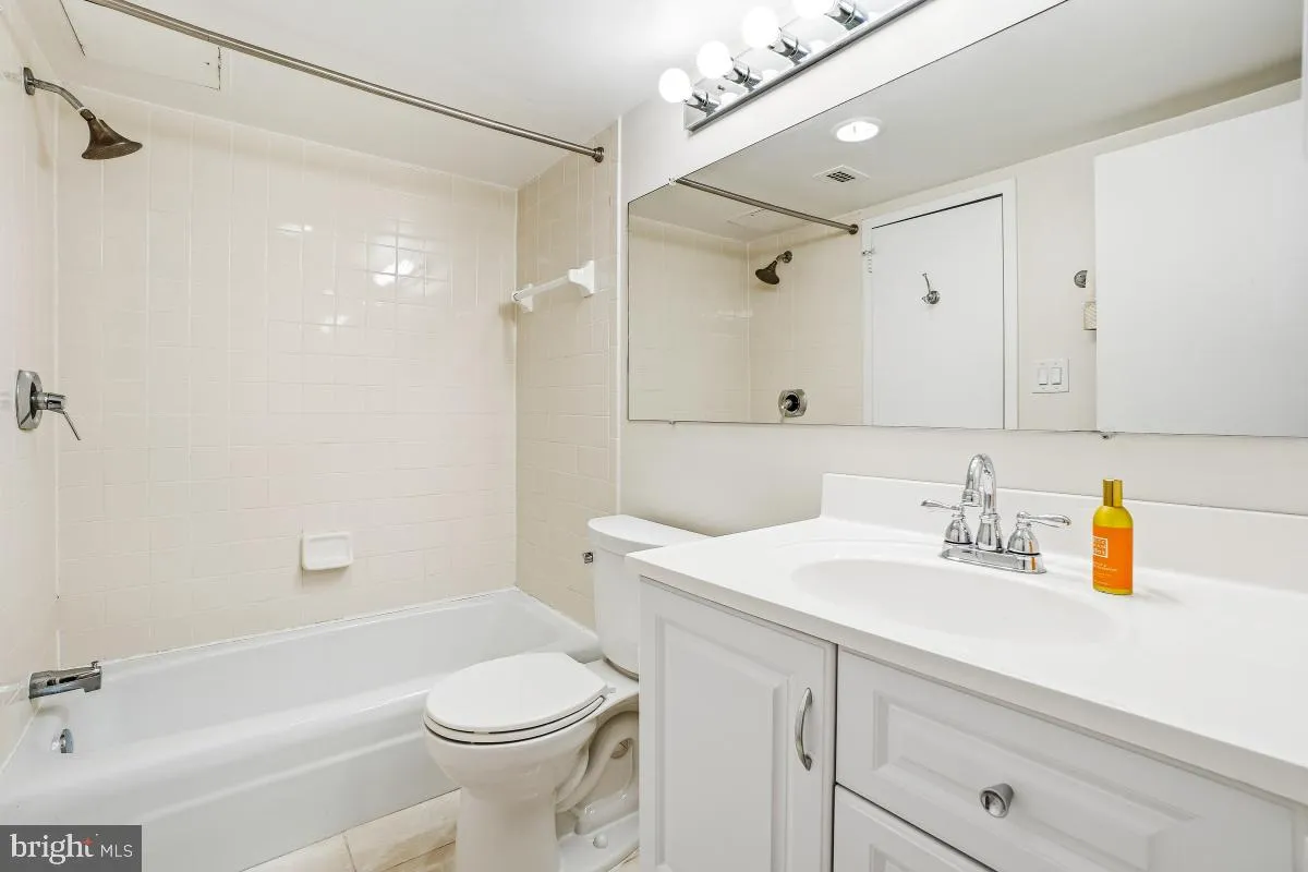 4242 WEST HIGHWAY, Chevy Chase, MD 20815