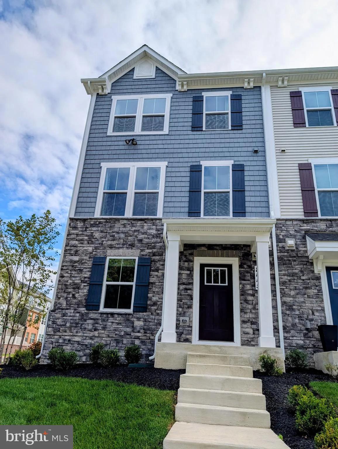 8445 HAMLIN STREET, Lanham, MD 20706