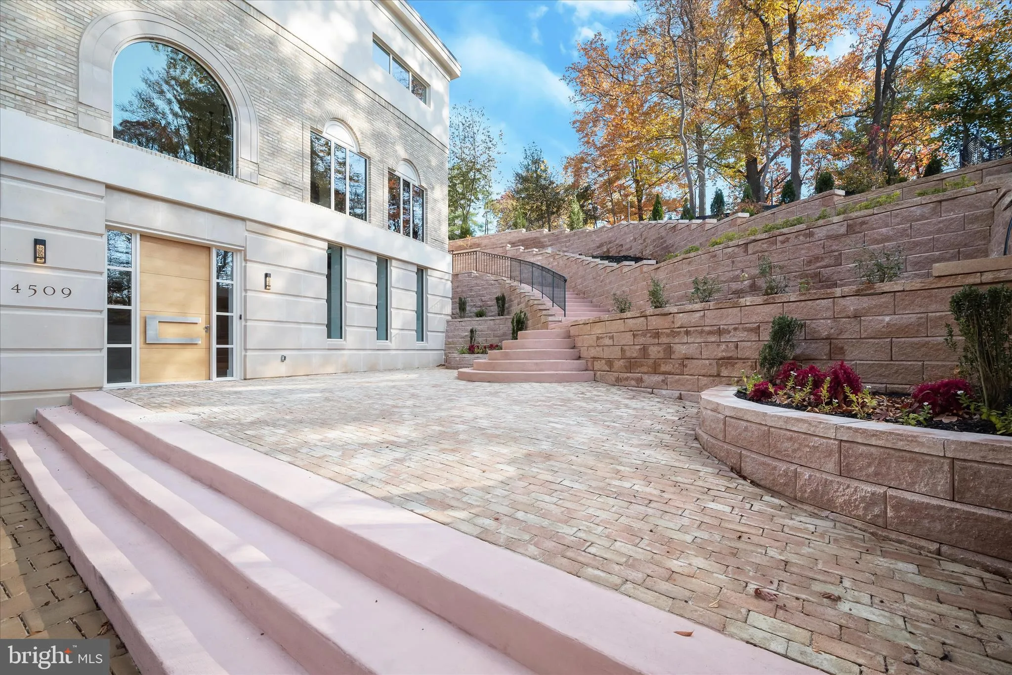 4509 FOXHALL CRESCENT, Washington, DC 20007