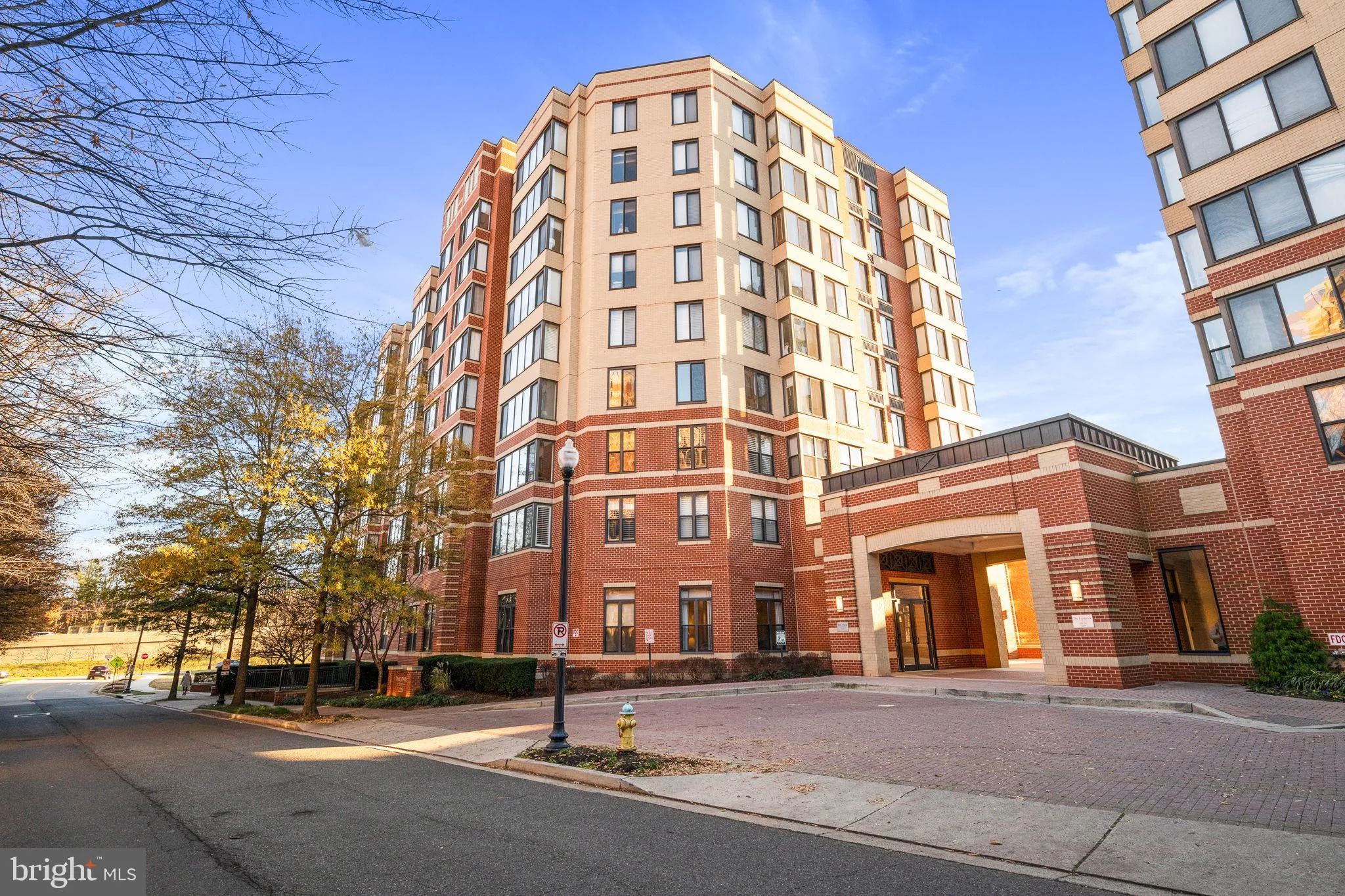 2220 FAIRFAX DRIVE, Arlington, VA 22201