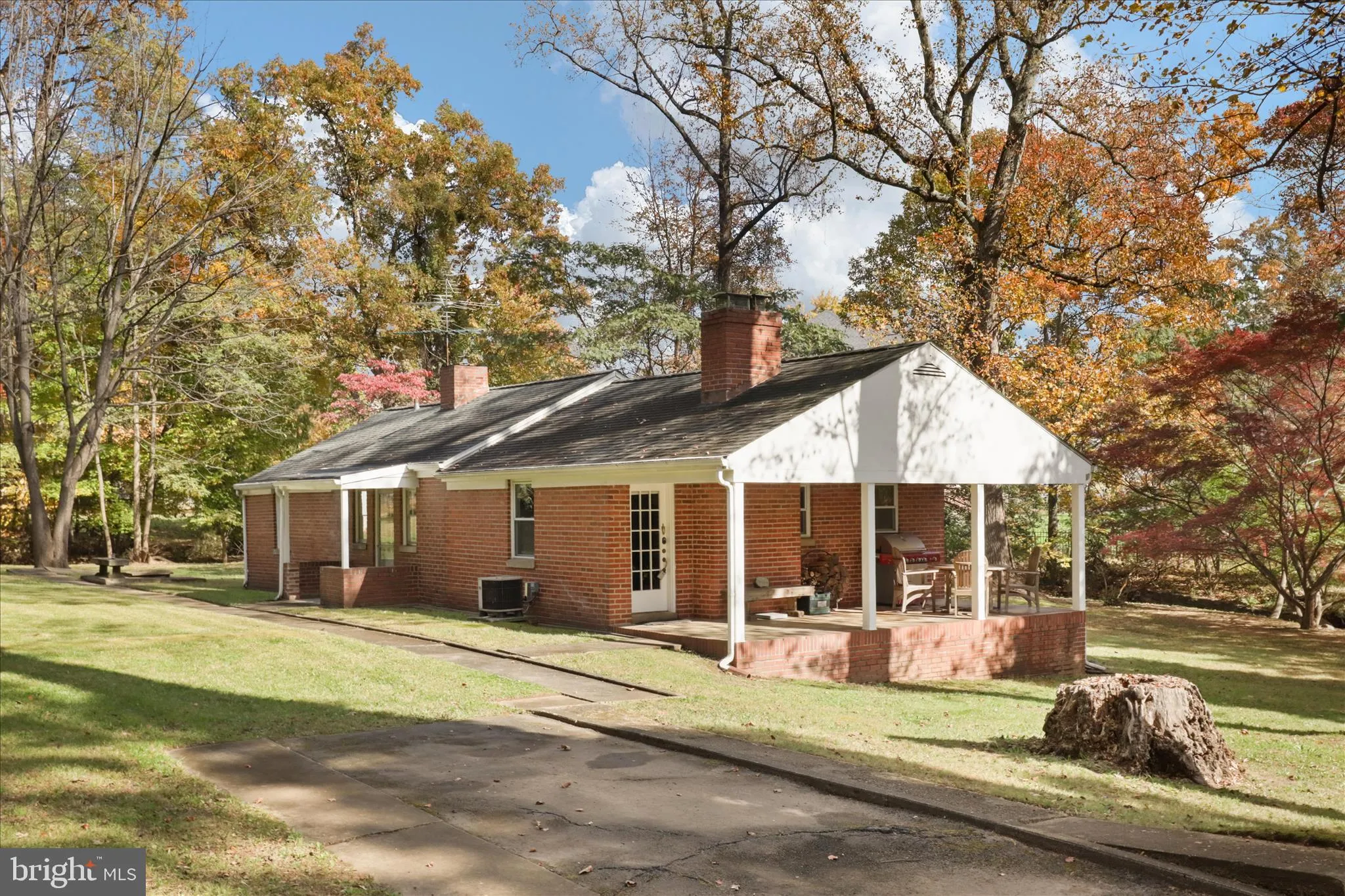 7914 IDYLWOOD ROAD, Dunn Loring, VA 22027