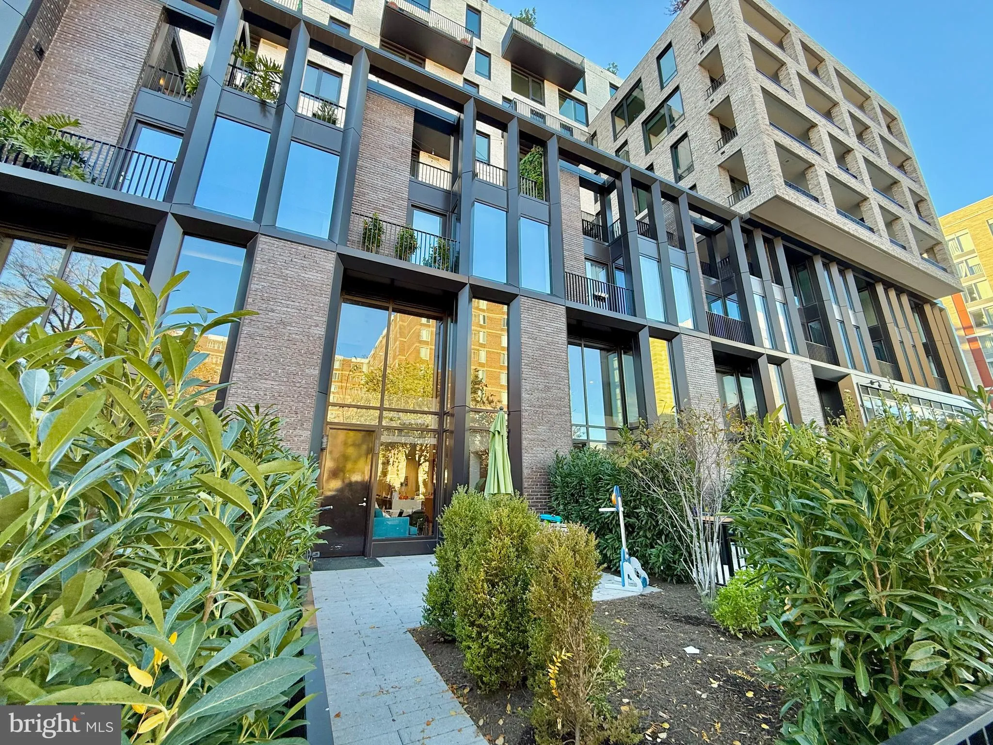 1332 8TH STREET, Washington, DC 20001