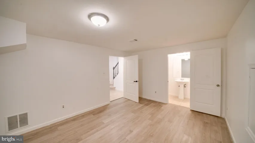 2756 Brier Pond Cir, Woodbridge, Virginia 22191