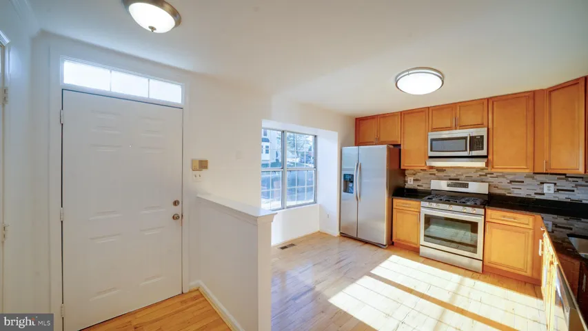 2756 Brier Pond Cir, Woodbridge, Virginia 22191