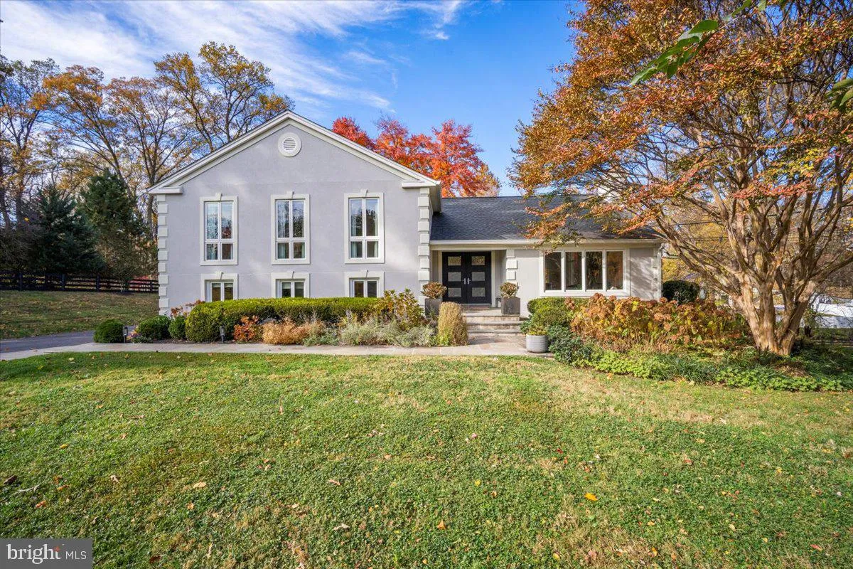 10801 SPRING KNOLL DRIVE, Potomac, MD 20854