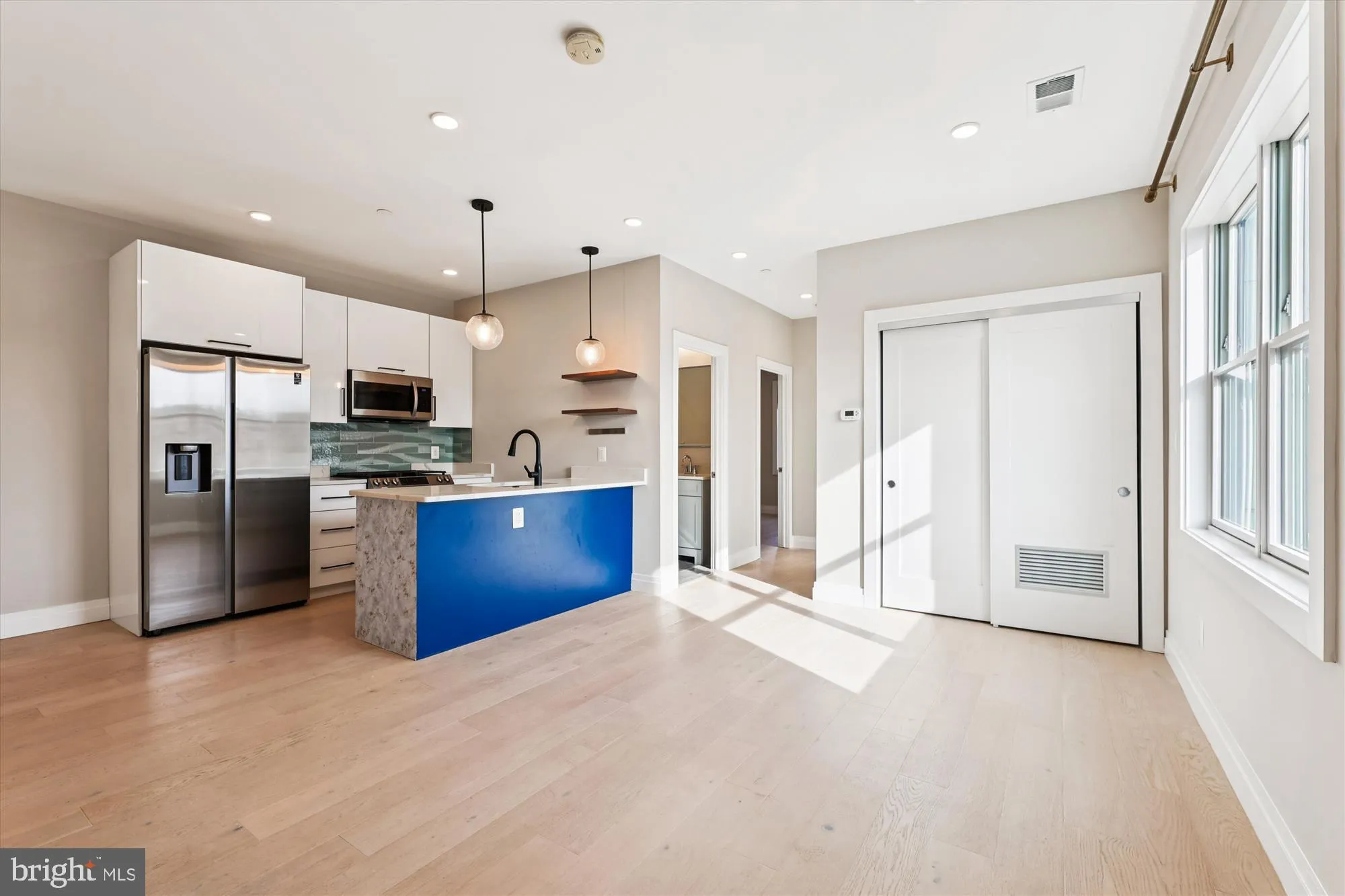 1102 STAPLES STREET, Washington, DC 20002