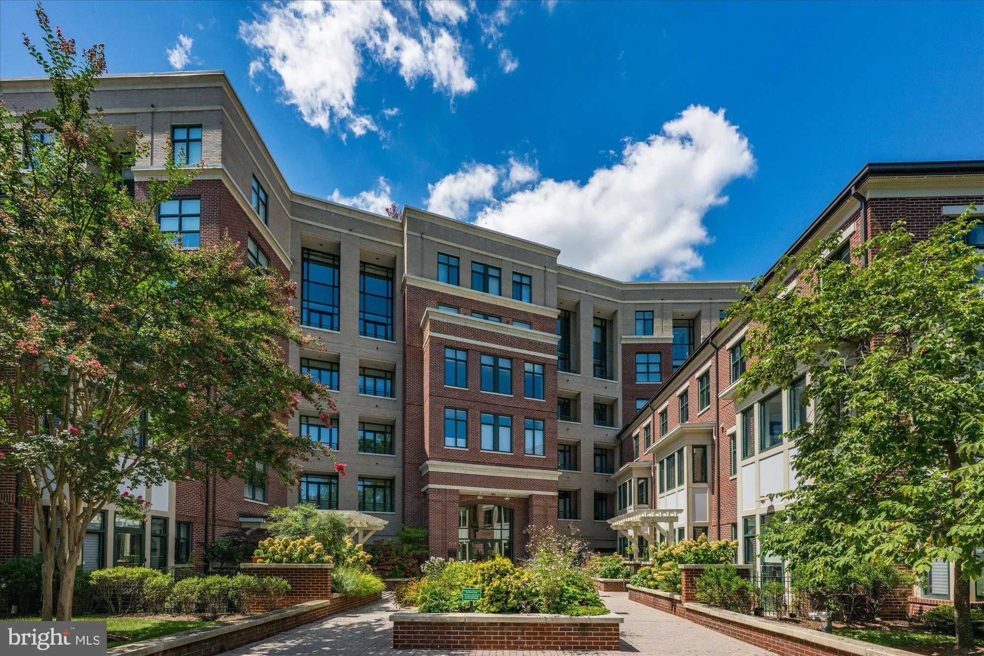 4750 41ST STREET, Washington, DC 20016