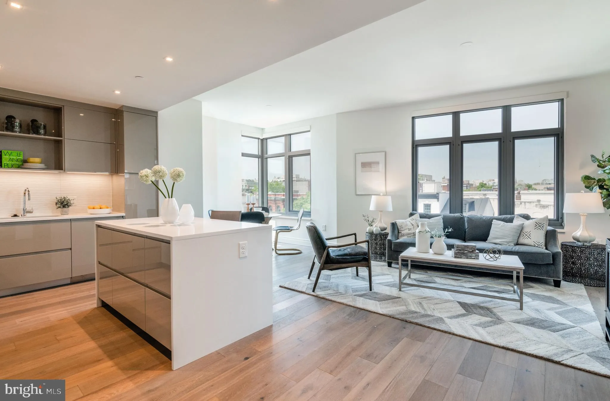 810 O STREET, Washington, DC 20001
