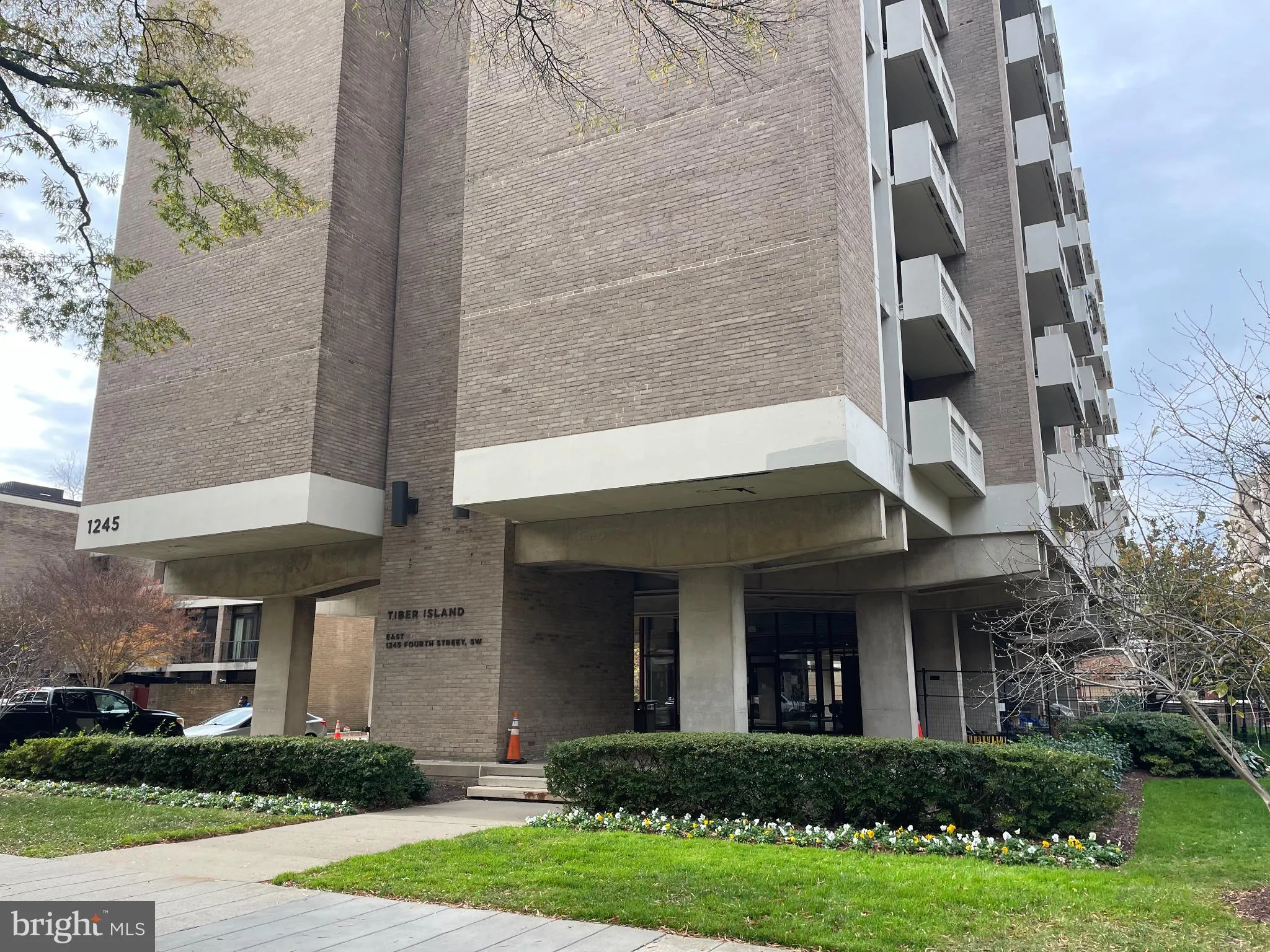 1245 4TH STREET, Washington, DC 20024