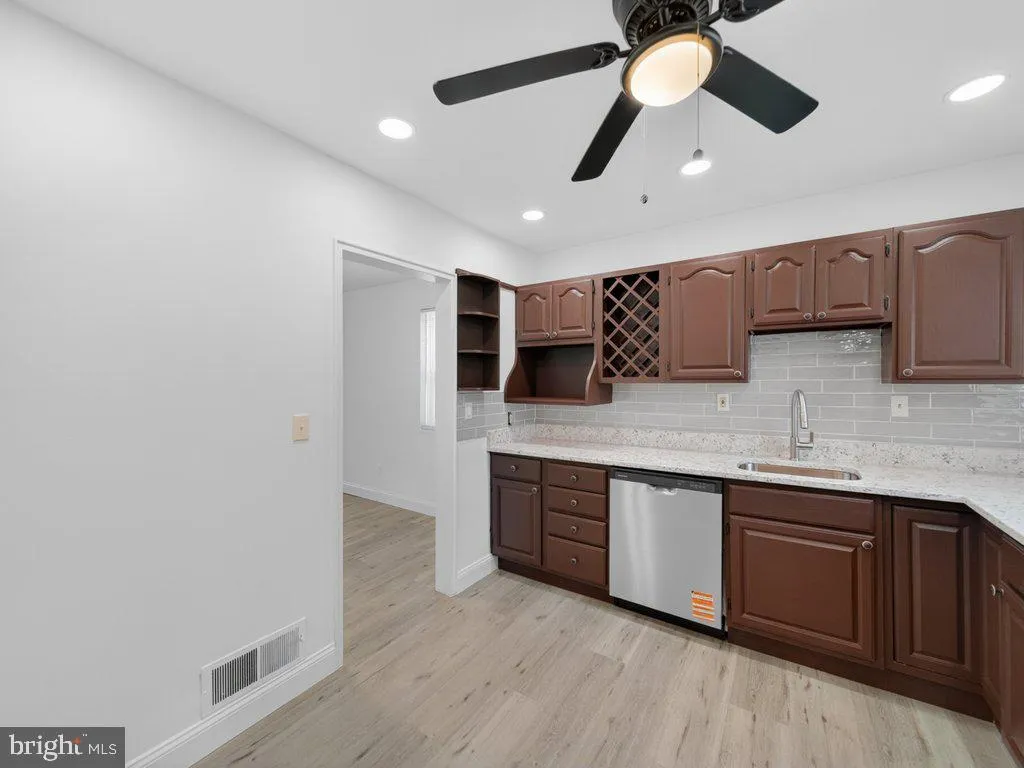 10402 ROYALTON TERRACE, Silver Spring, MD 20901