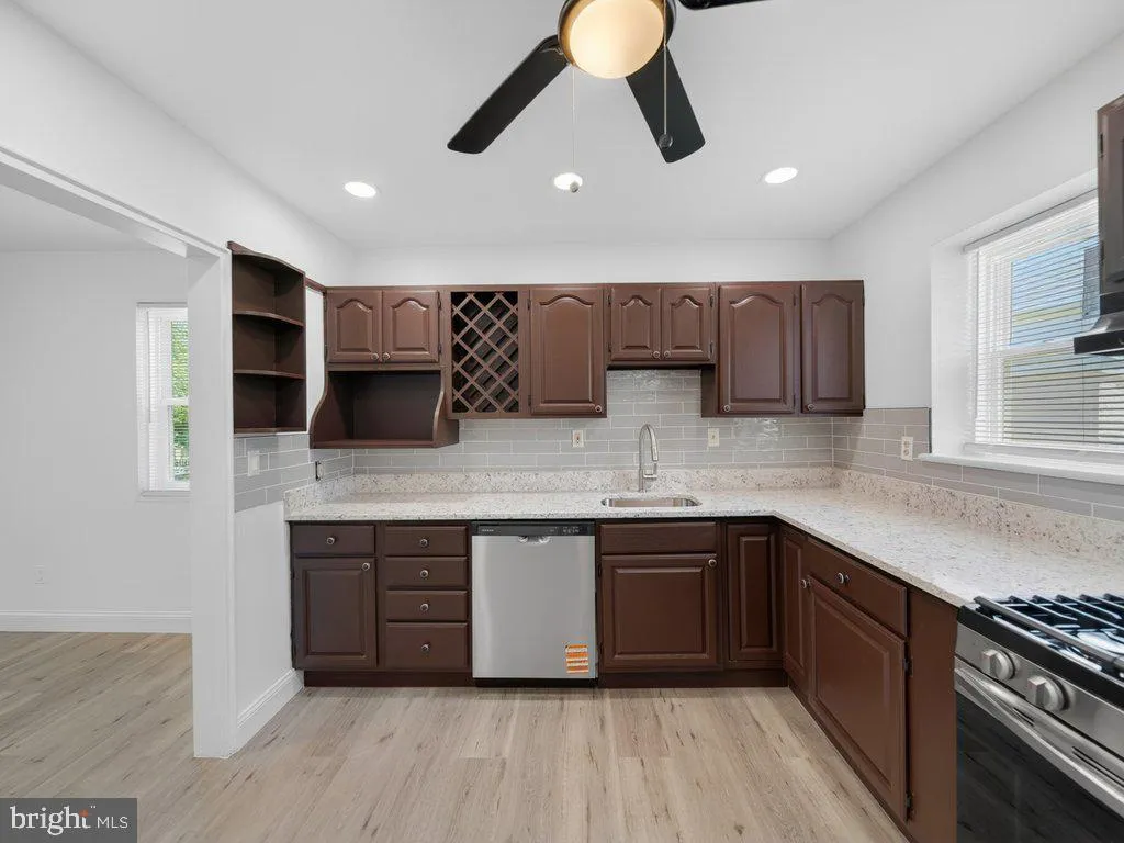 10402 ROYALTON TERRACE, Silver Spring, MD 20901