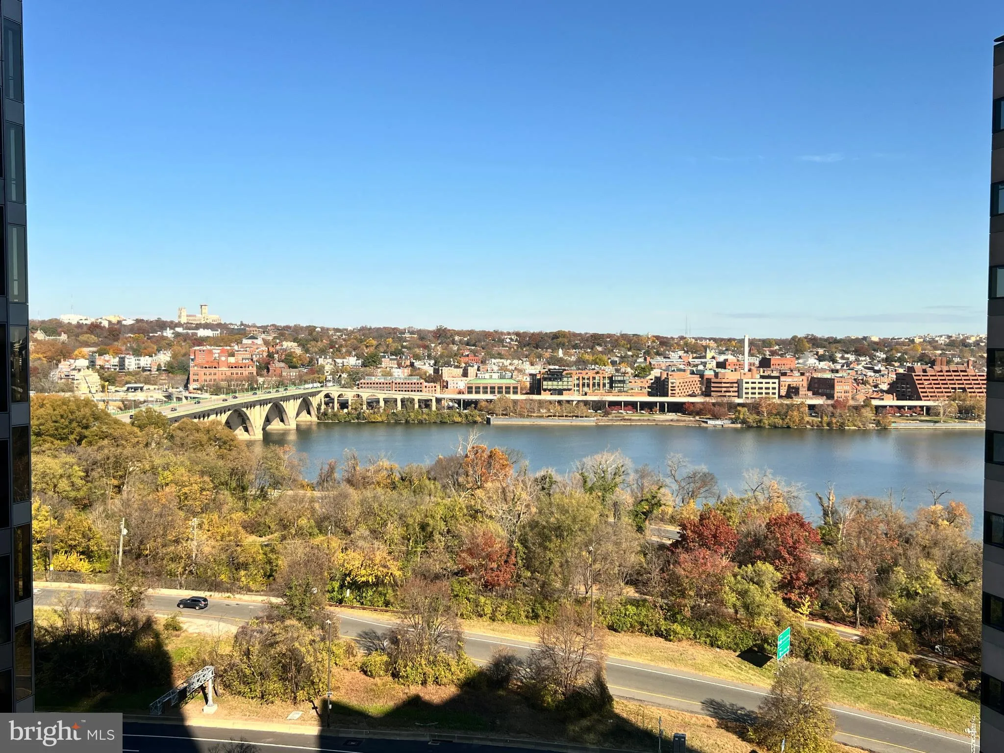 1111 19 STREET, Arlington, VA 22209