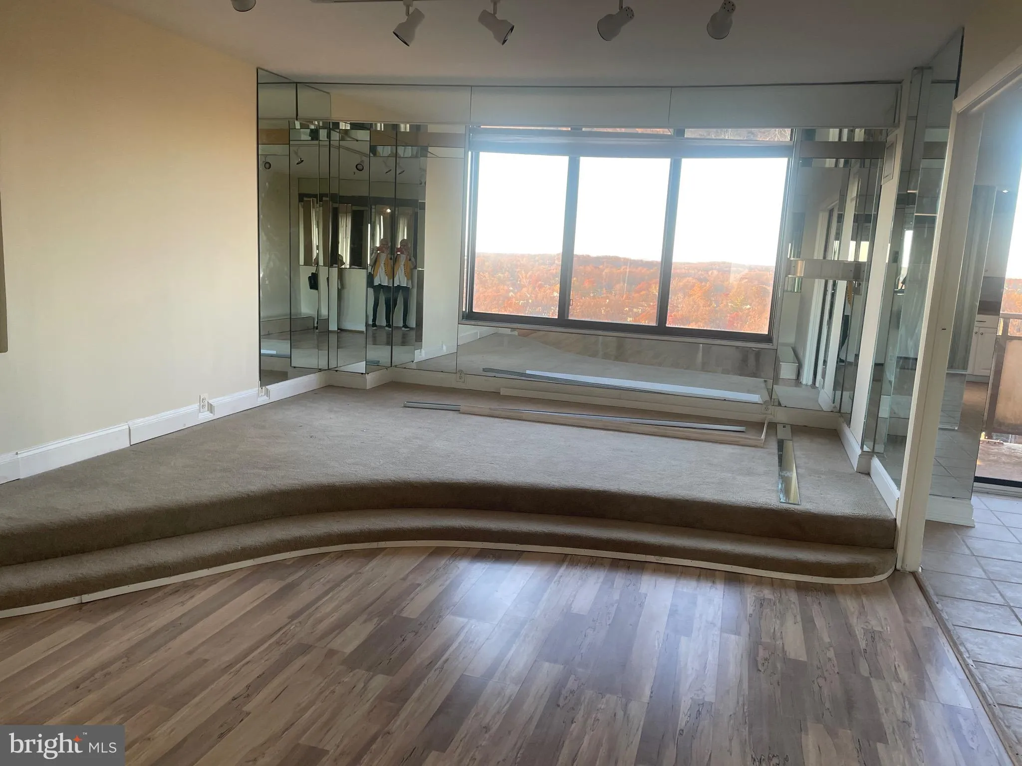 5225 POOKS HILL ROAD, Bethesda, MD 20814