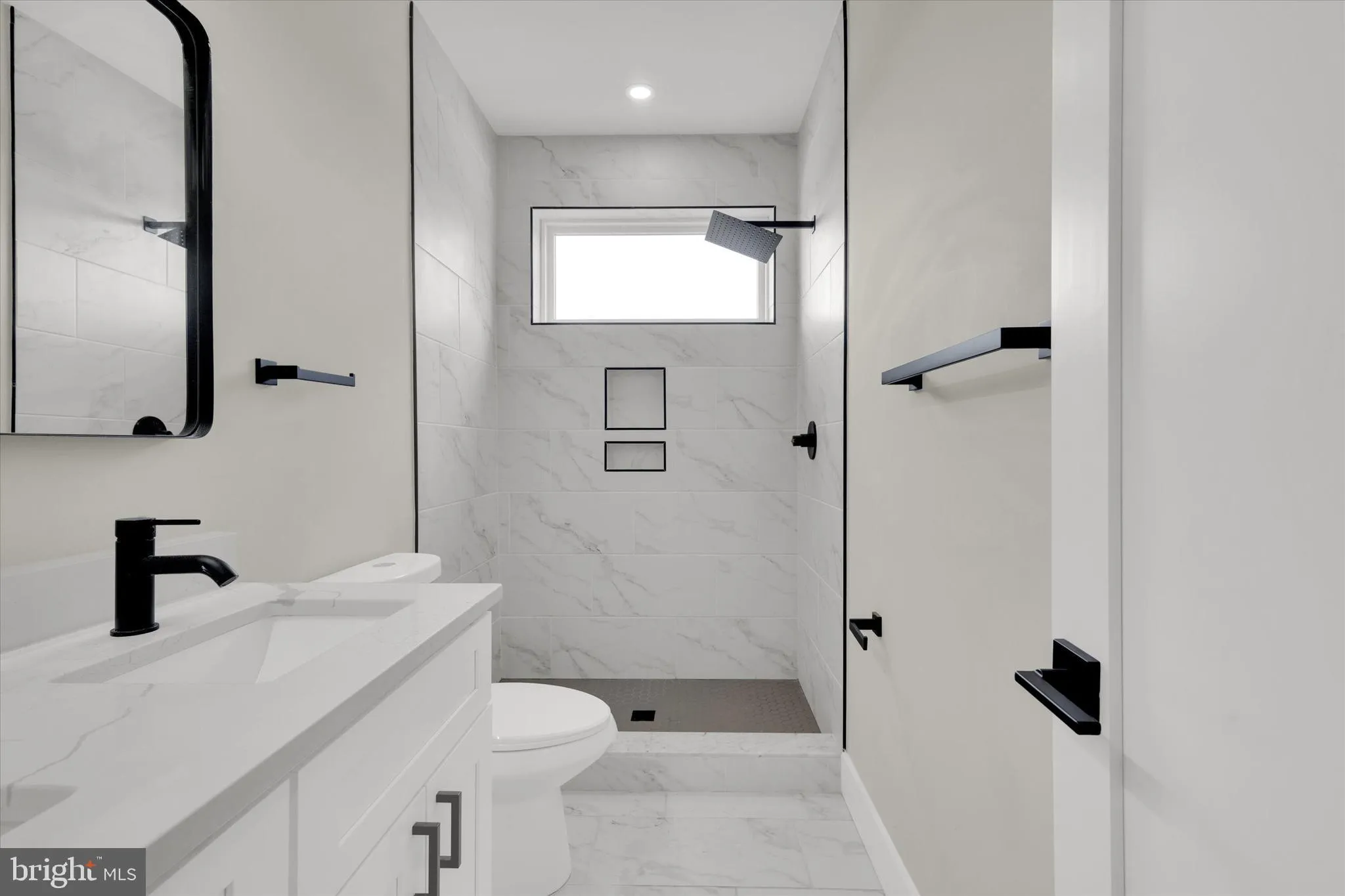 1915 BENNING RD ROAD, Washington, DC 20002