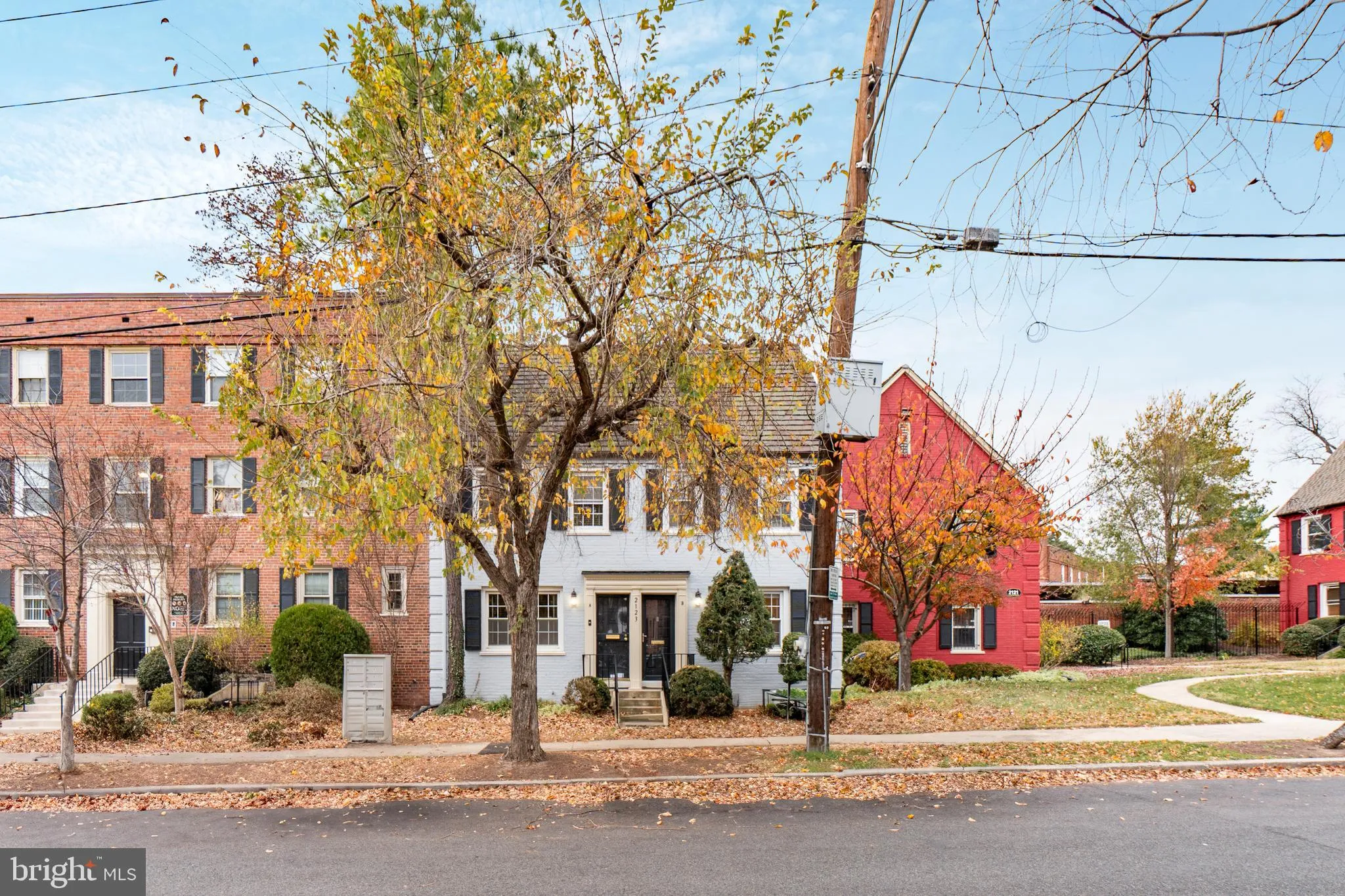 2123 SUITLAND TERRACE, Washington, DC 20020