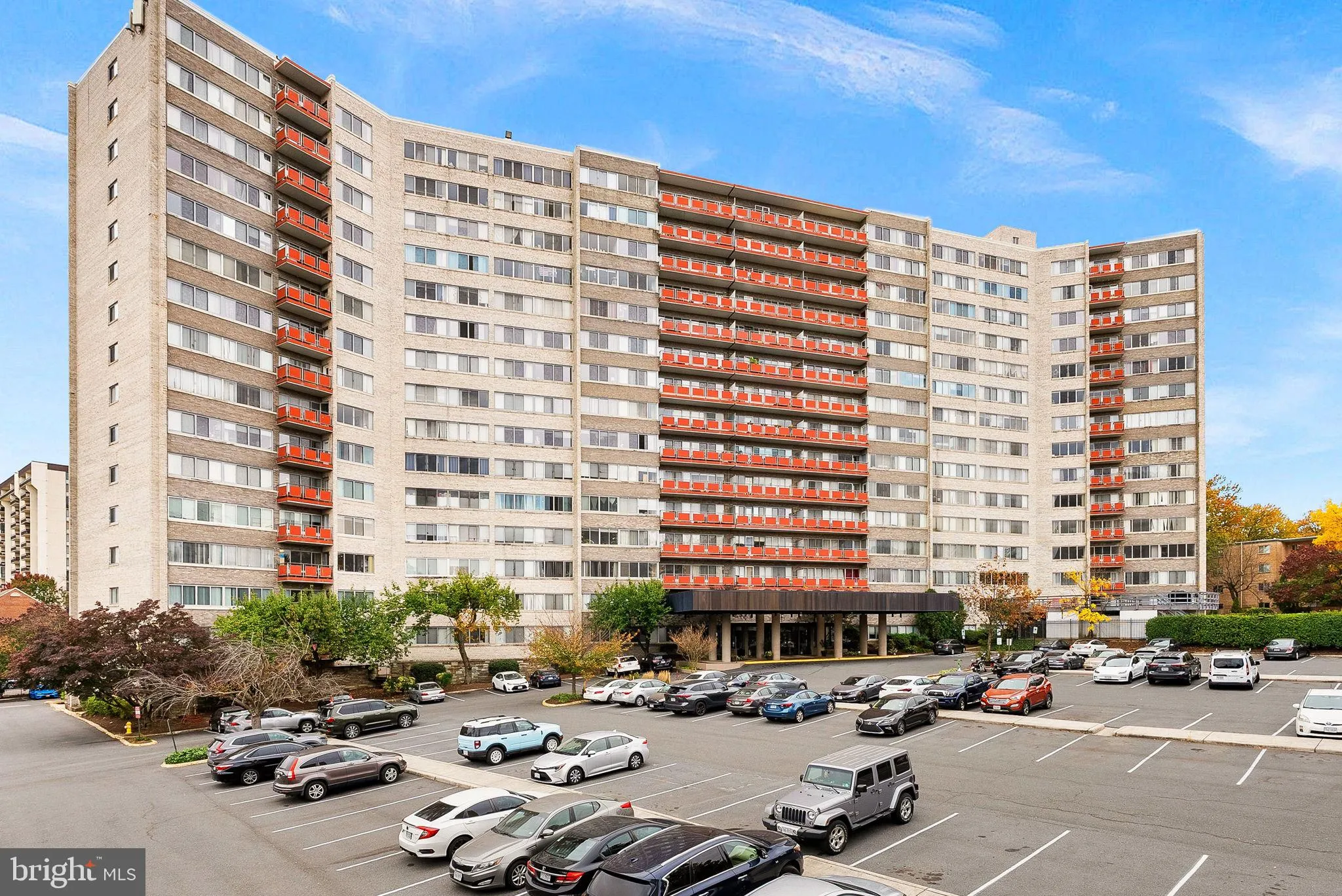 5340 HOLMES RUN PARKWAY, Alexandria, VA 22304