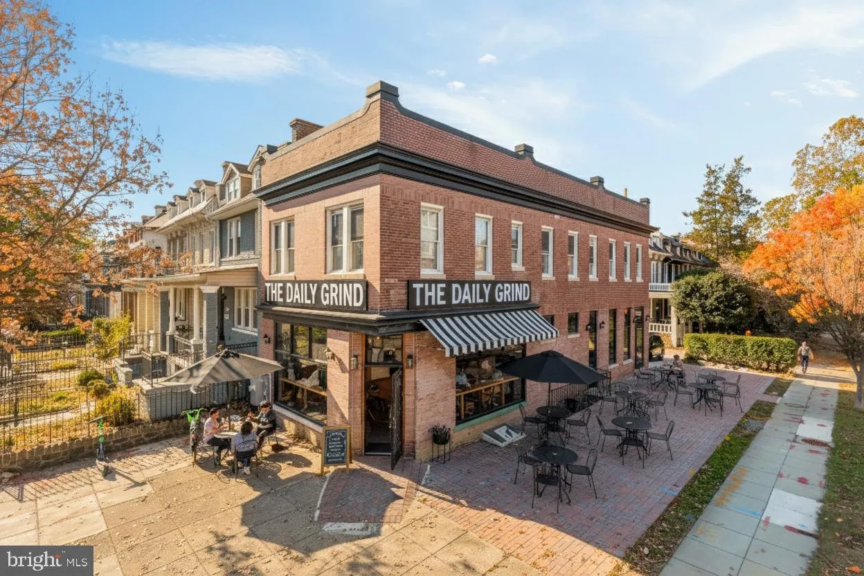 2324 NORTH CAPITOL STREET, Washington, DC 20002