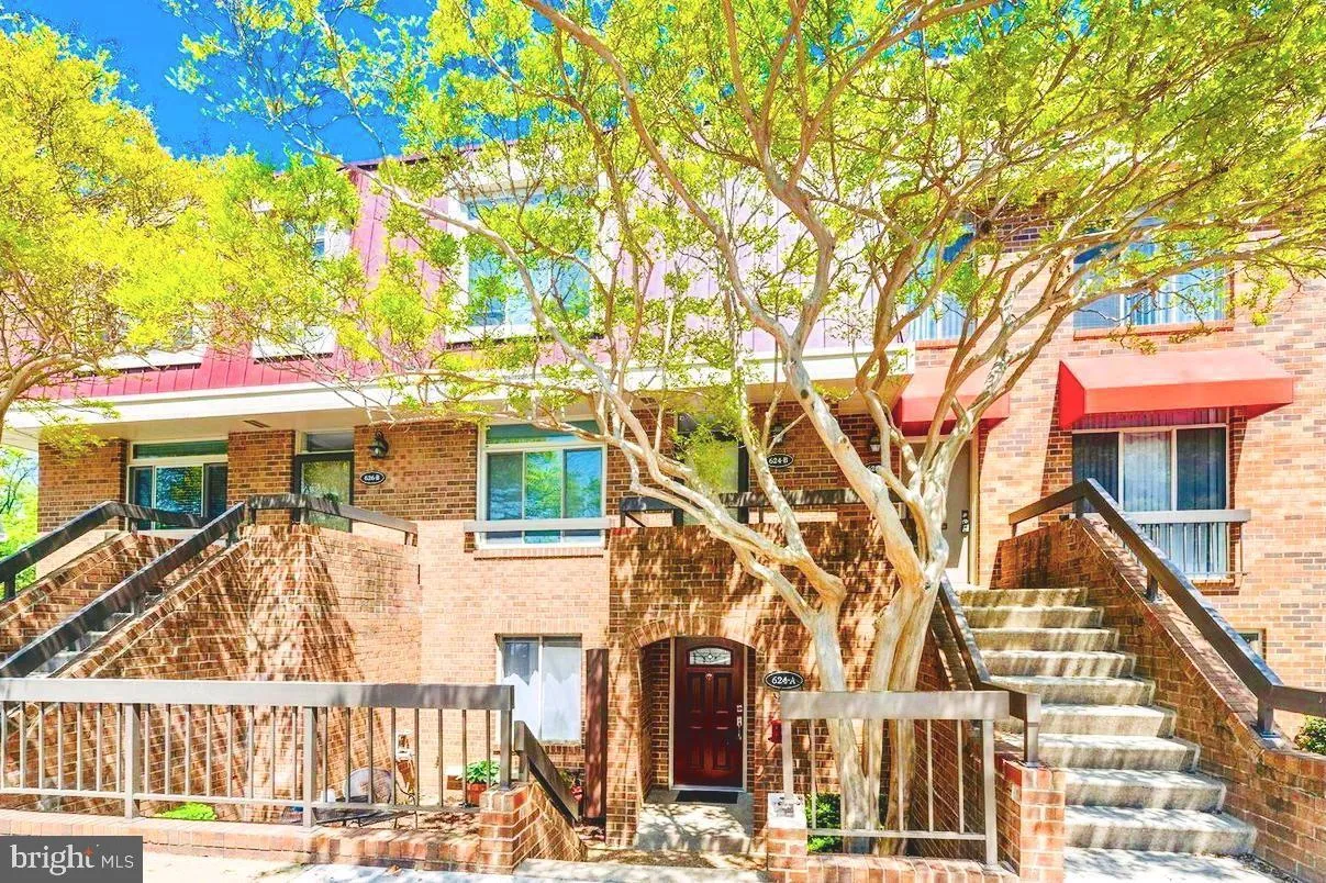 624 15TH STREET, Arlington, VA 22202
