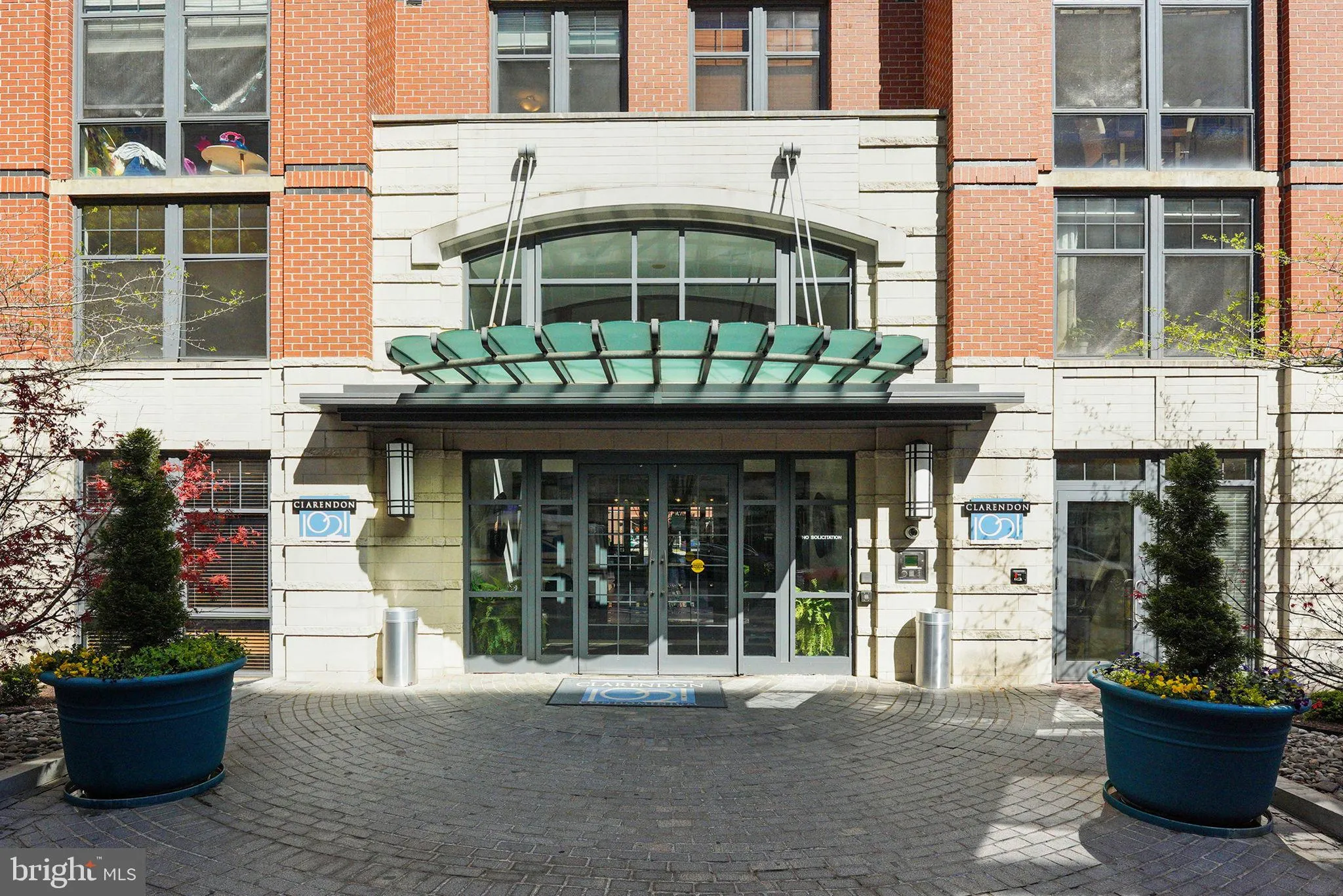 1021 GARFIELD STREET, Arlington, VA 22201