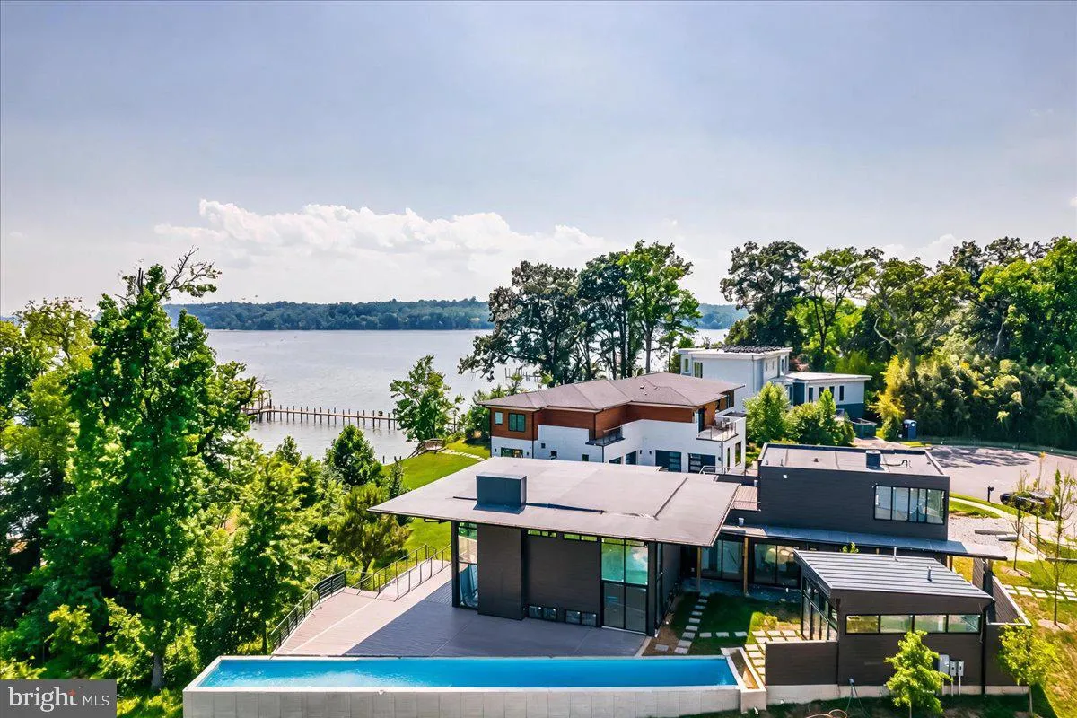 9433 FERRY LANDING COURT, Alexandria, VA 22309