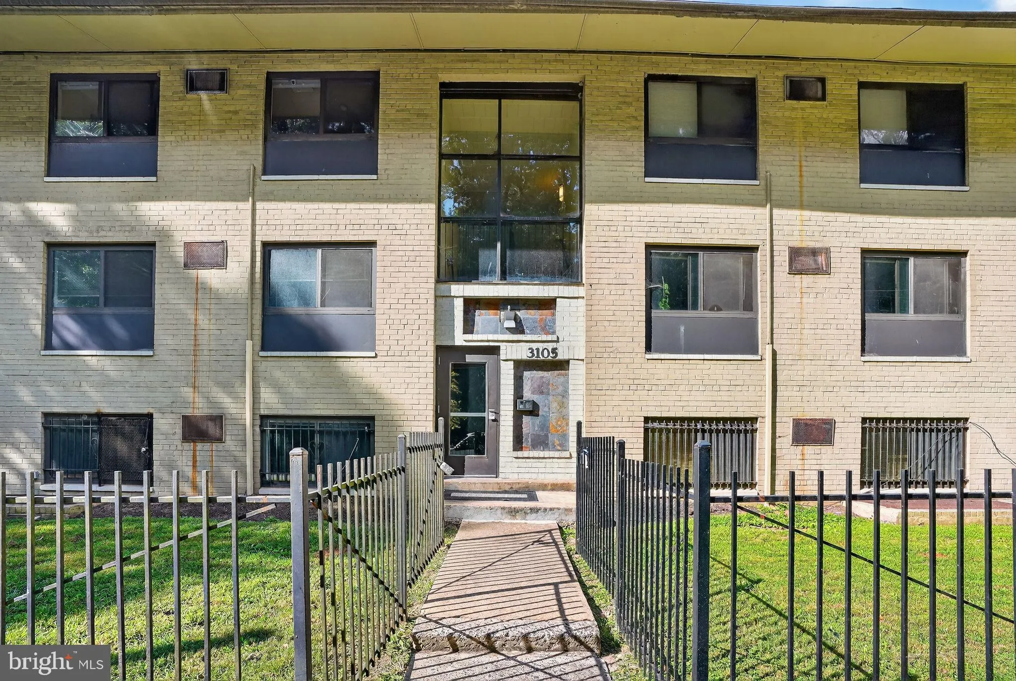 3105 NAYLOR ROAD, Washington, DC 20020