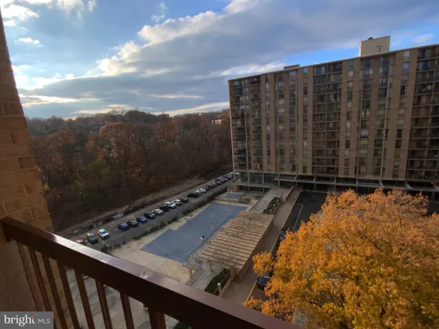 4500 Four Mile Run Dr #808, Arlington, Virginia 22204
