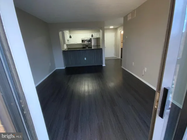 4500 Four Mile Run Dr #808, Arlington, Virginia 22204