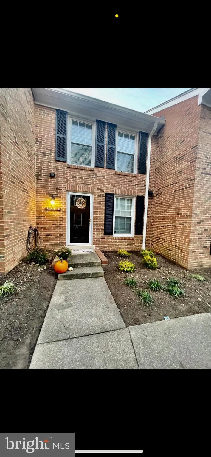 2568 ARLINGTON MILL DRIVE, Arlington, VA 22206