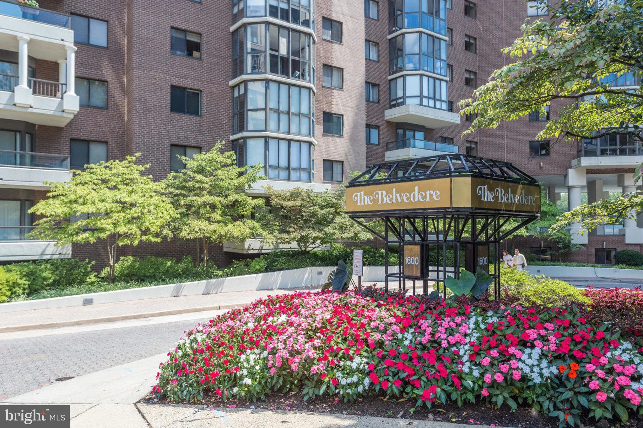 1600 OAK STREET, Arlington, VA 22209