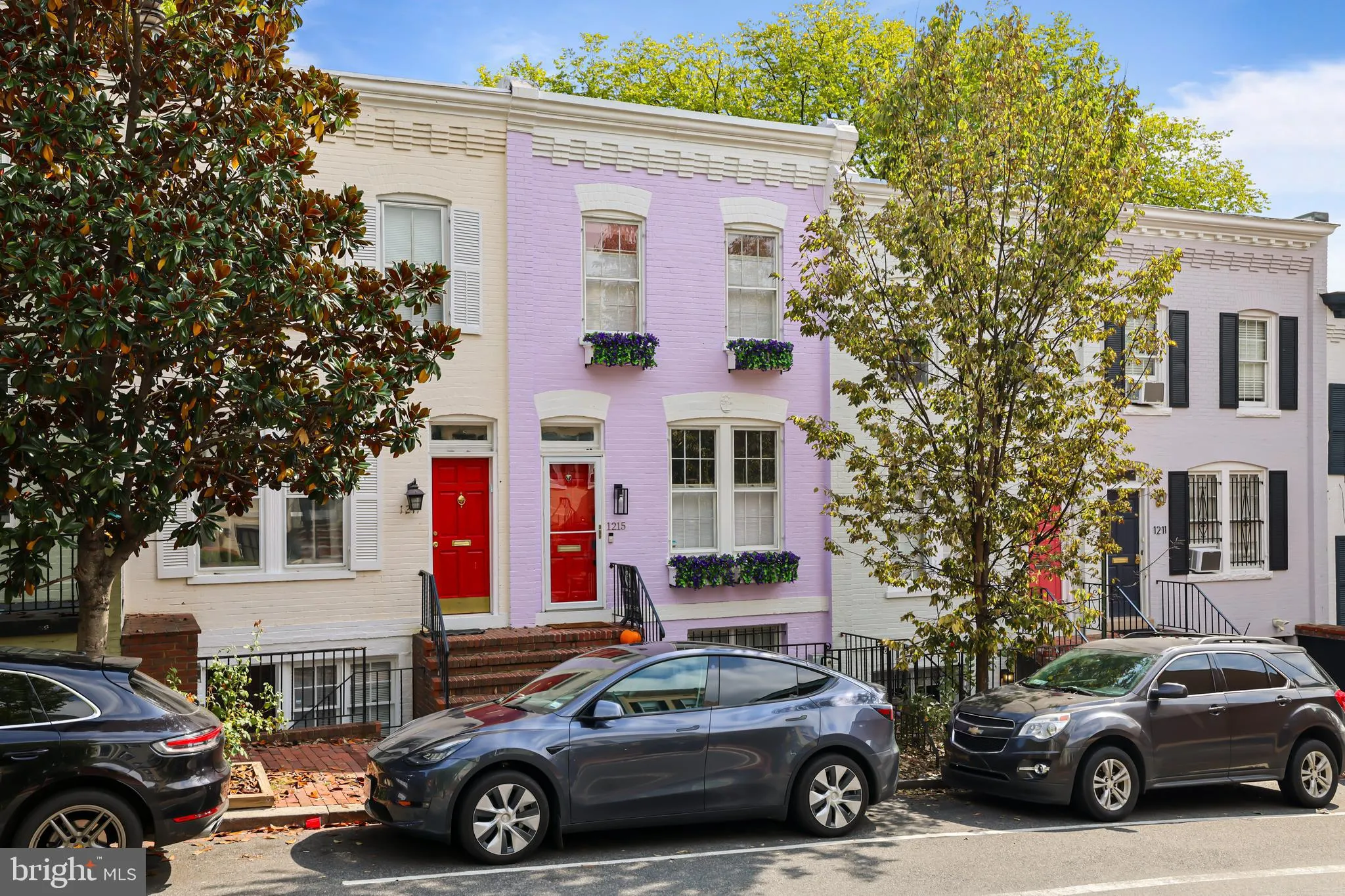 1215 33RD STREET, Washington, DC 20007