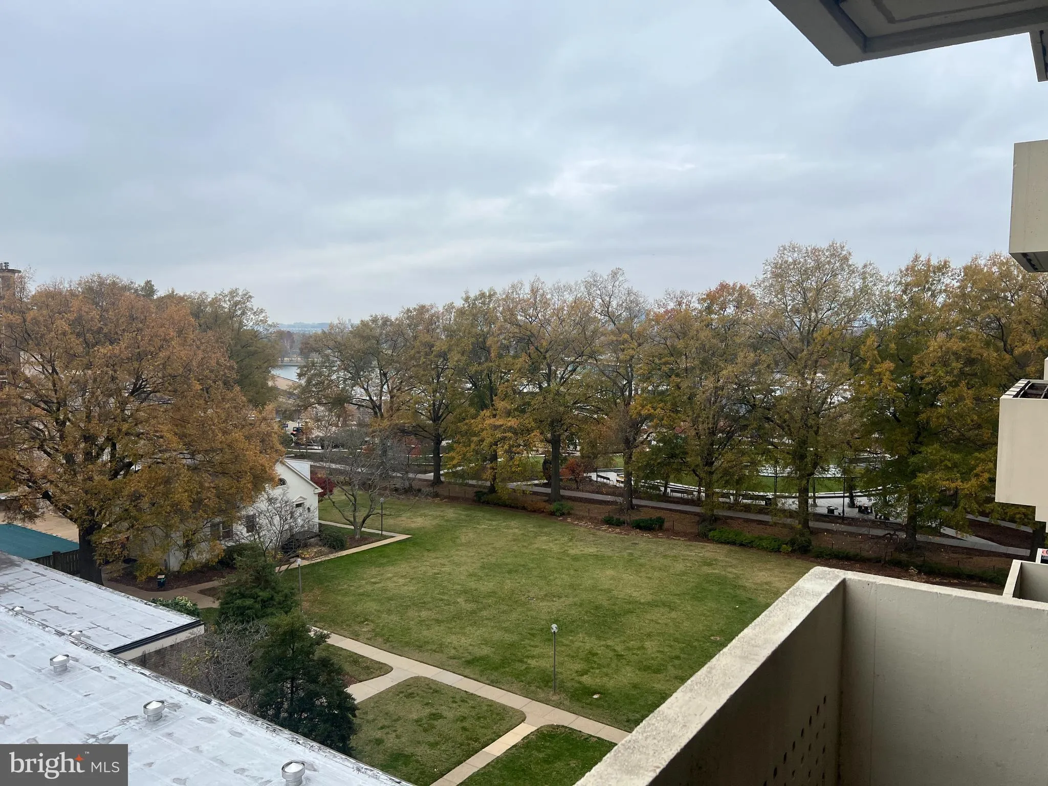 490 M STREET, Washington, DC 20024