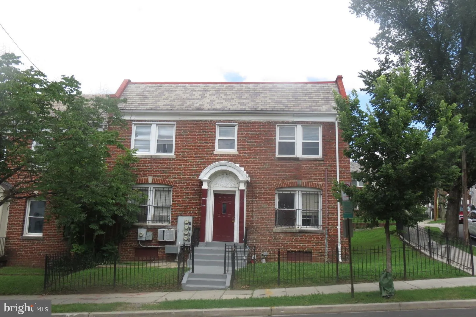 1324 ADAMS STREET, Washington, DC 20018