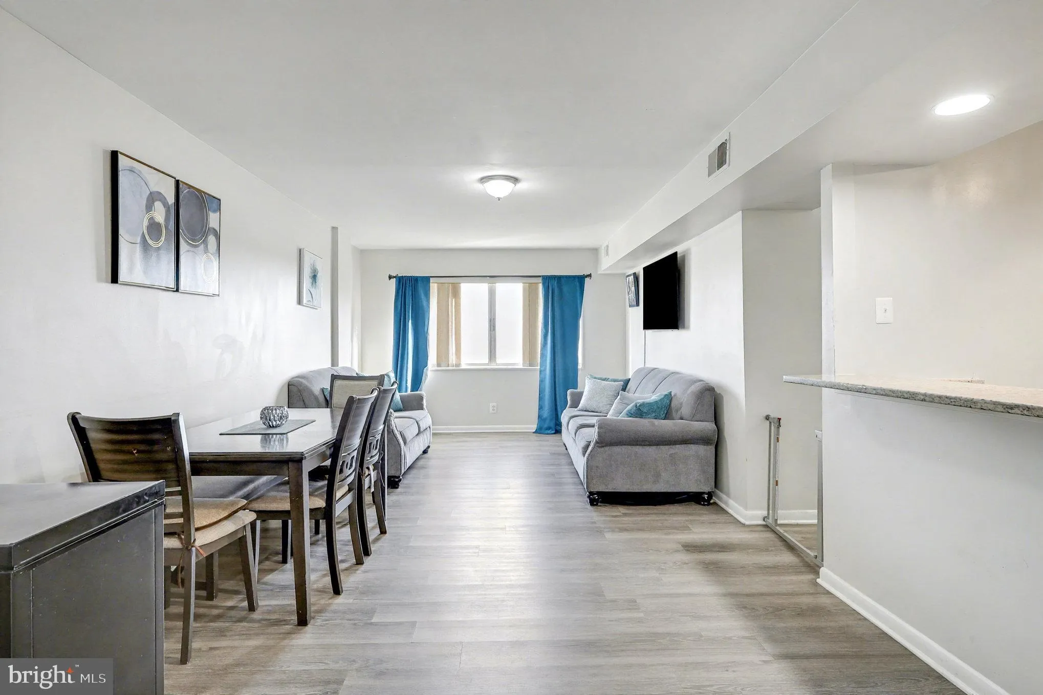 5340 HOLMES RUN PARKWAY, Alexandria, VA 22304