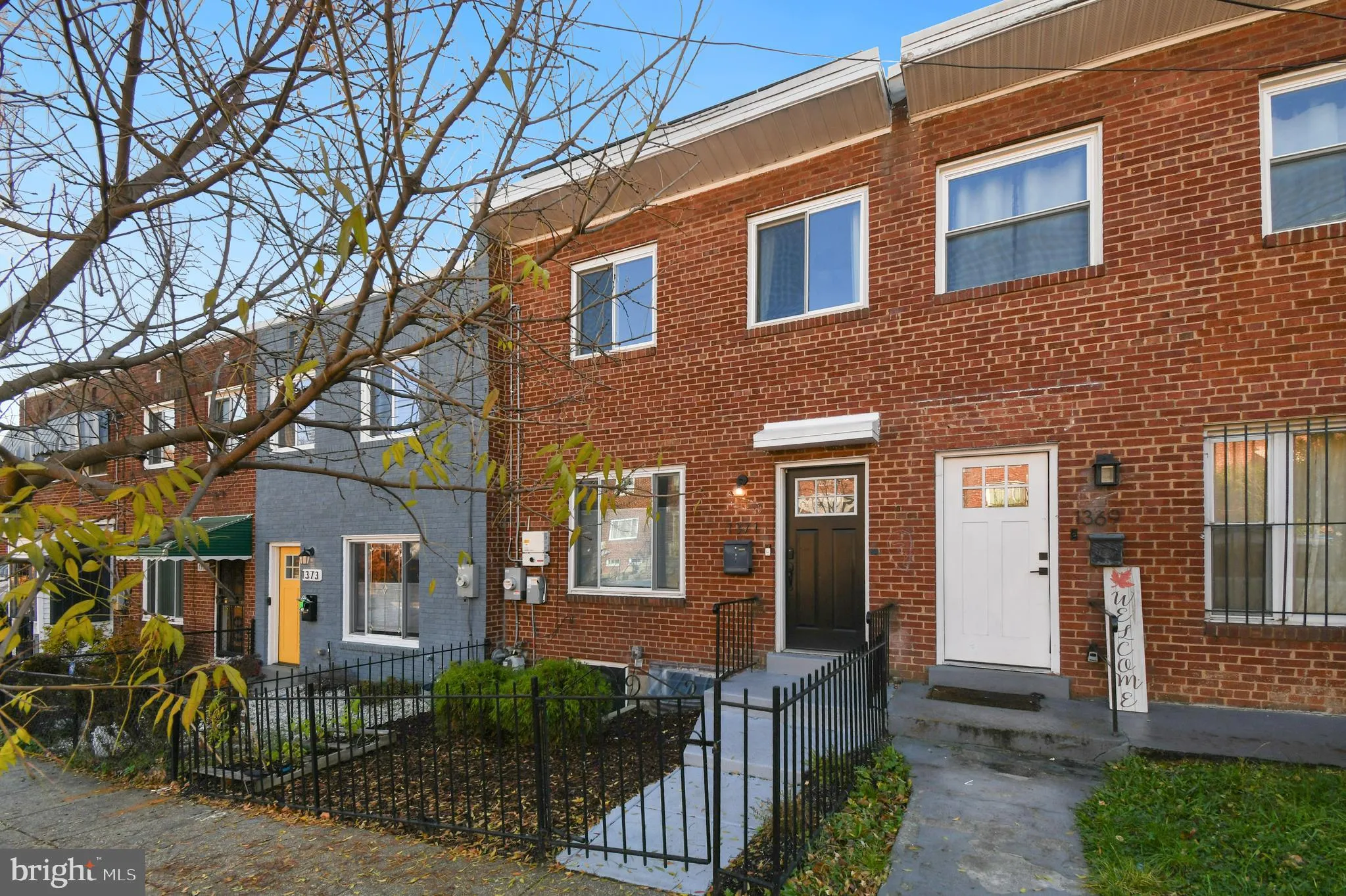 1371 ADAMS STREET, Washington, DC 20018