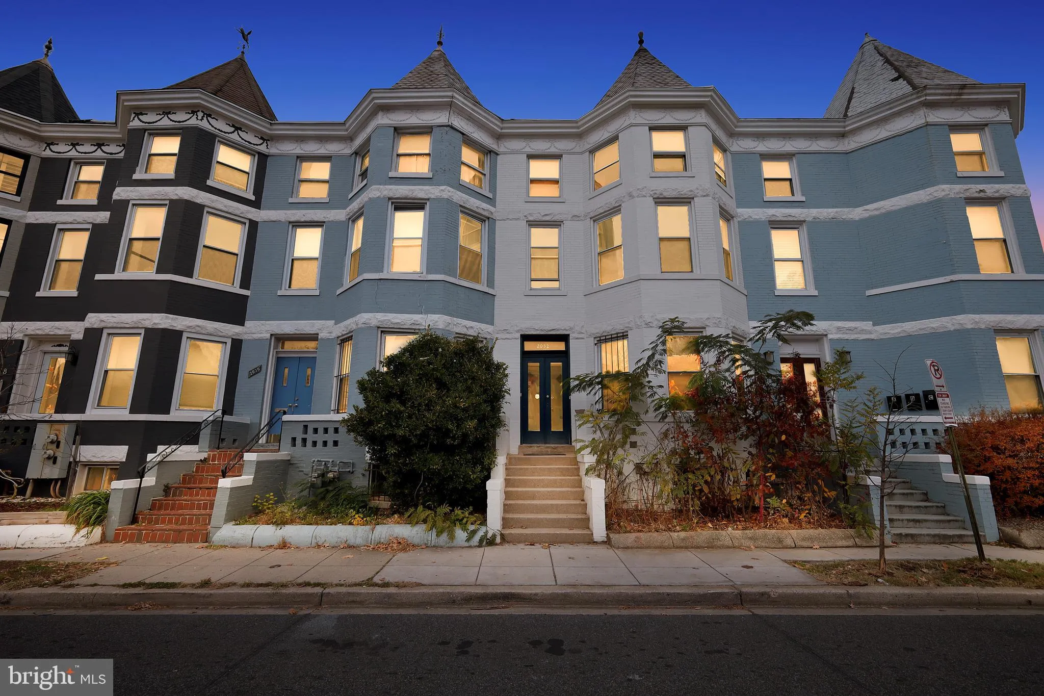 2032 NORTH CAPITOL STREET, Washington, DC 20002