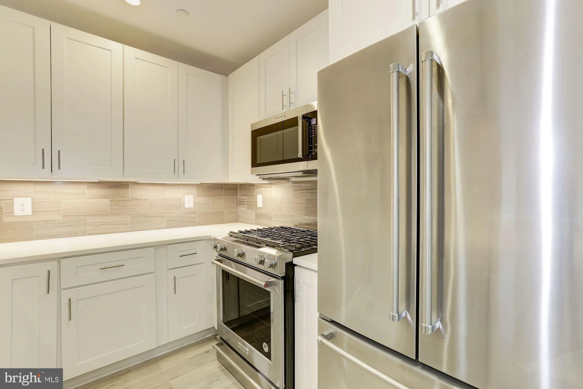 4008 EDMUNDS, Washington, DC 20007