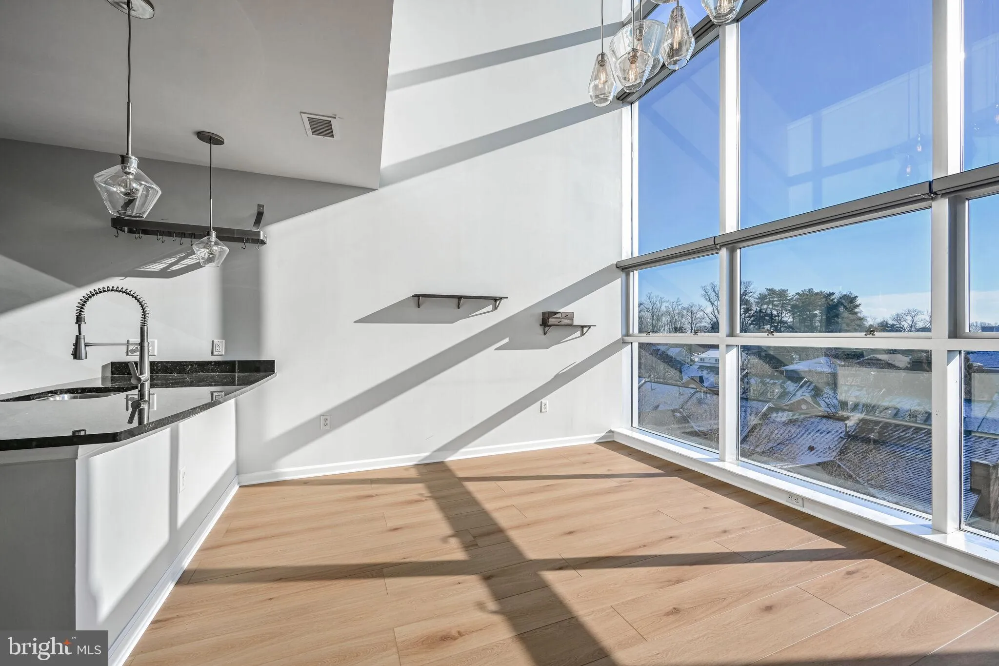 444 BROAD STREET, Falls Church, VA 22046