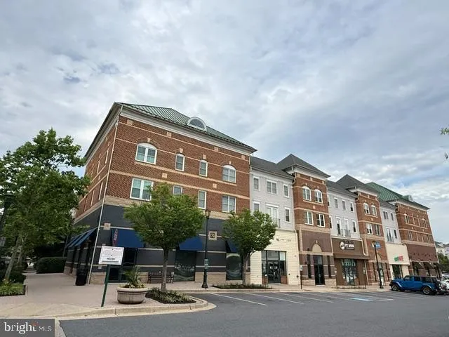 302 KING FARM BOULEVARD, Rockville, MD 20850