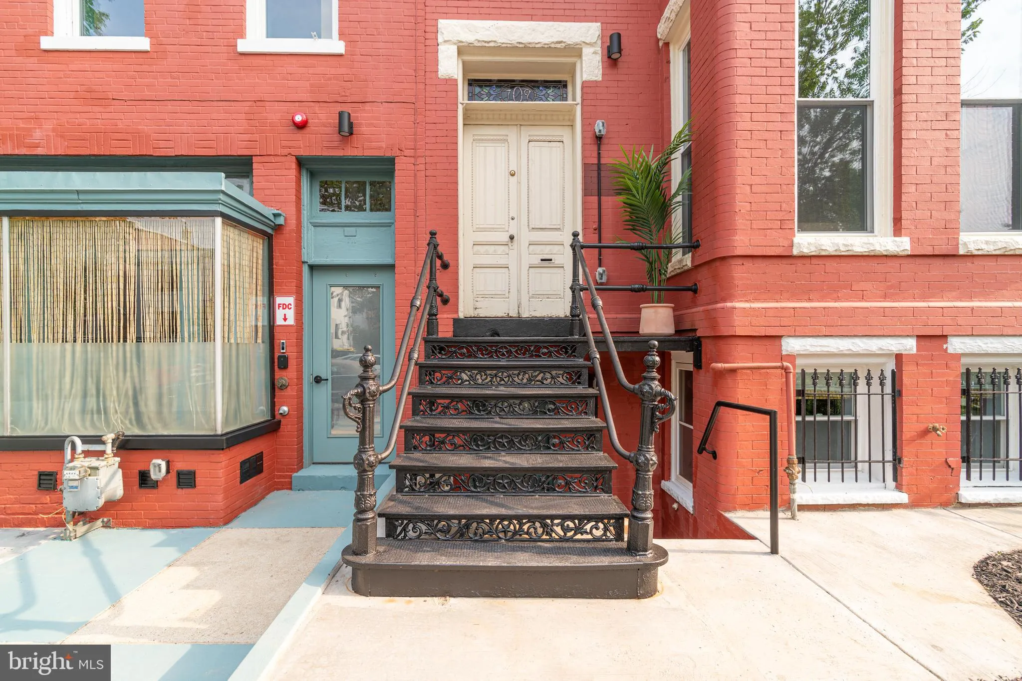 711 G STREET, Washington, DC 20003