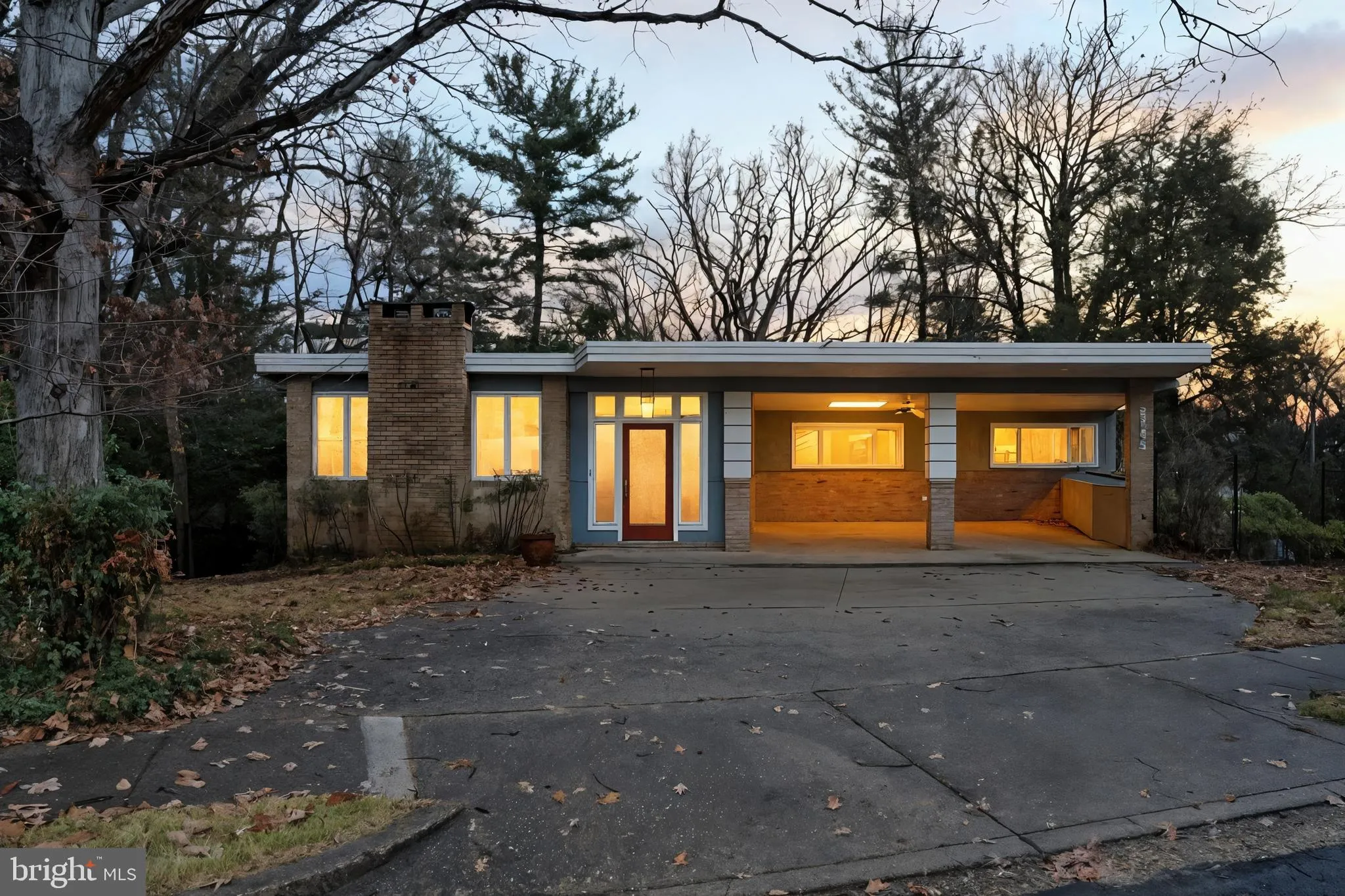 2745 RADFORD STREET, Arlington, VA 22207