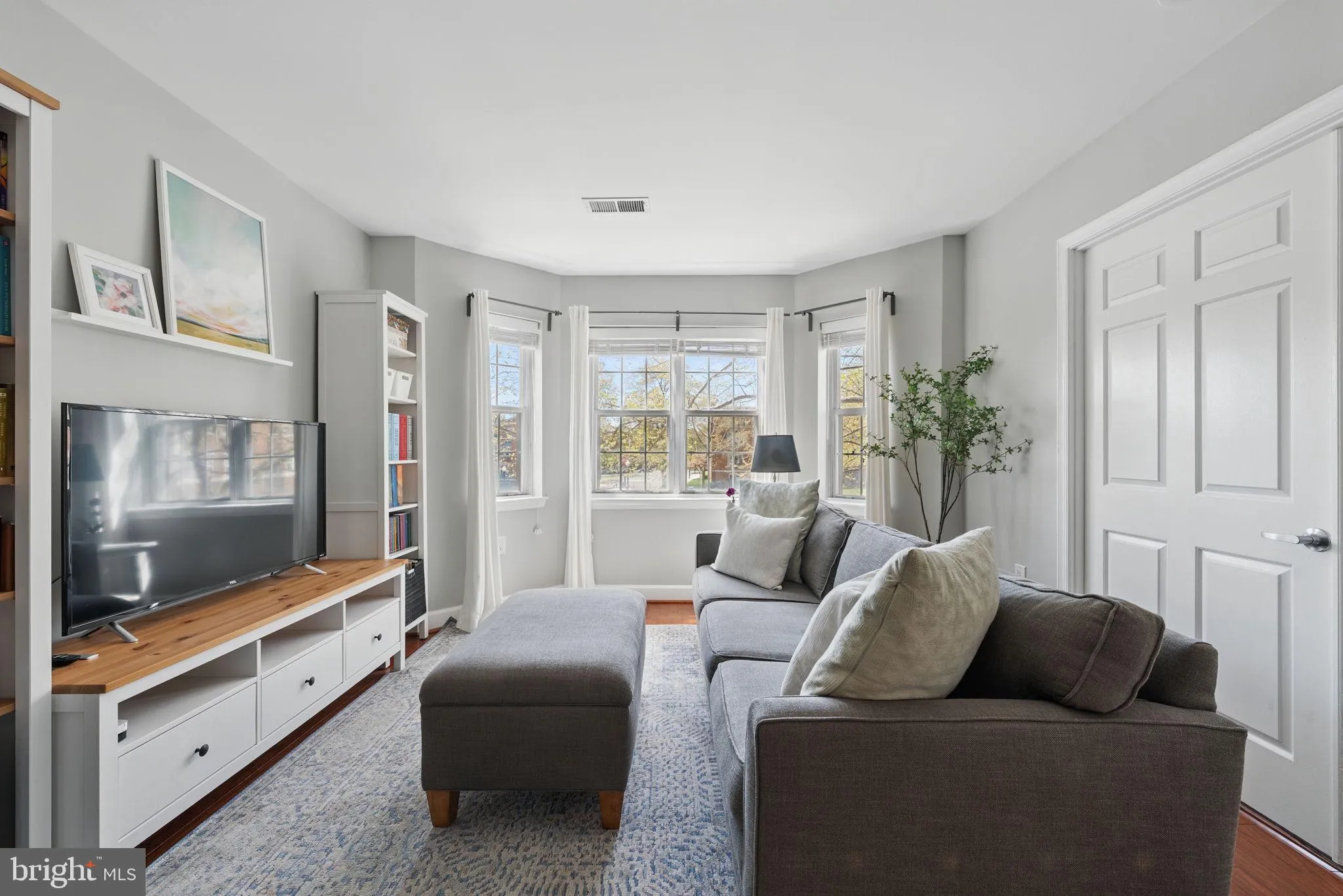 3611 38TH STREET, Washington, DC 20016