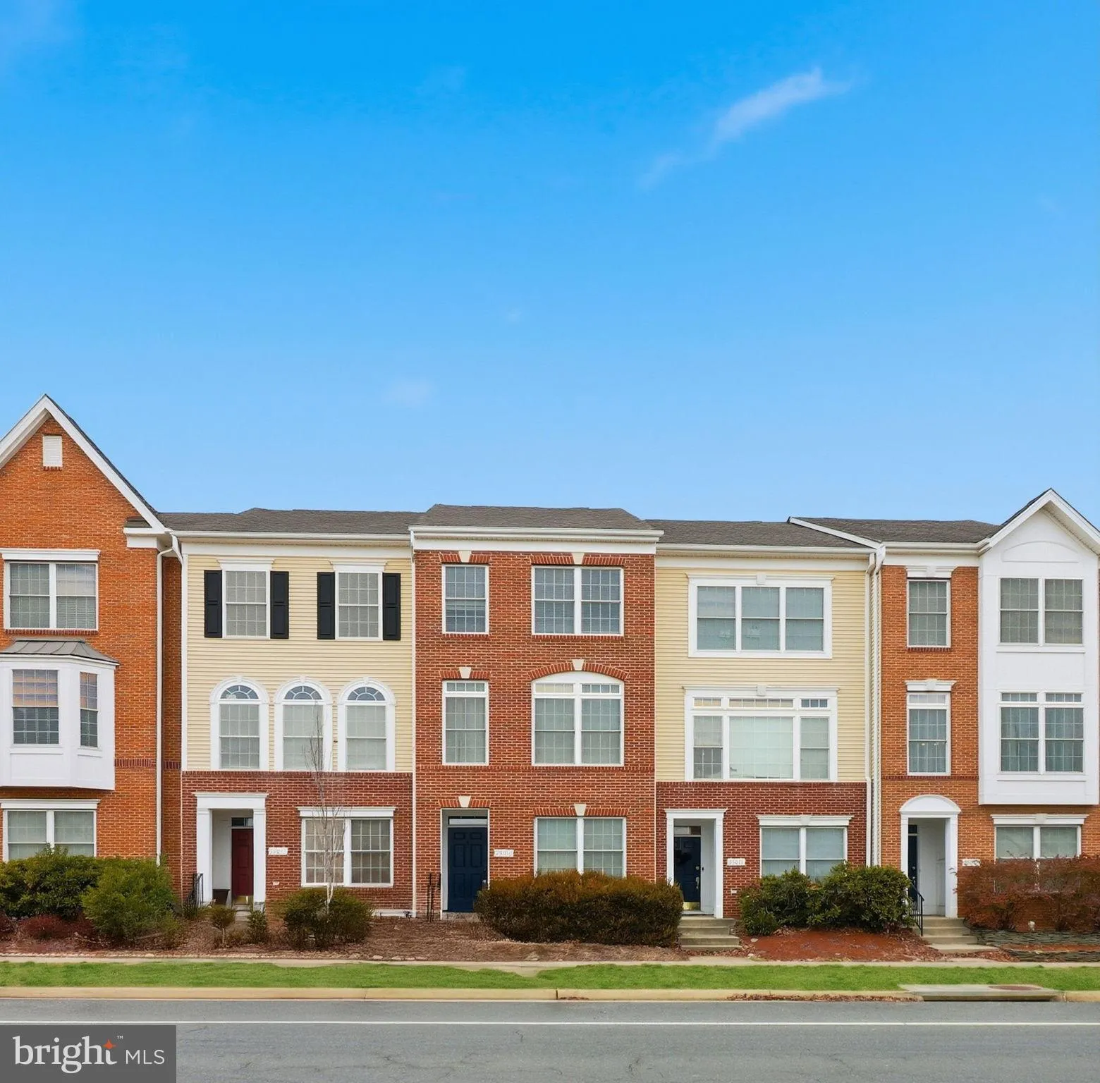 25013 RIDING CENTER DRIVE, Chantilly, VA 20152