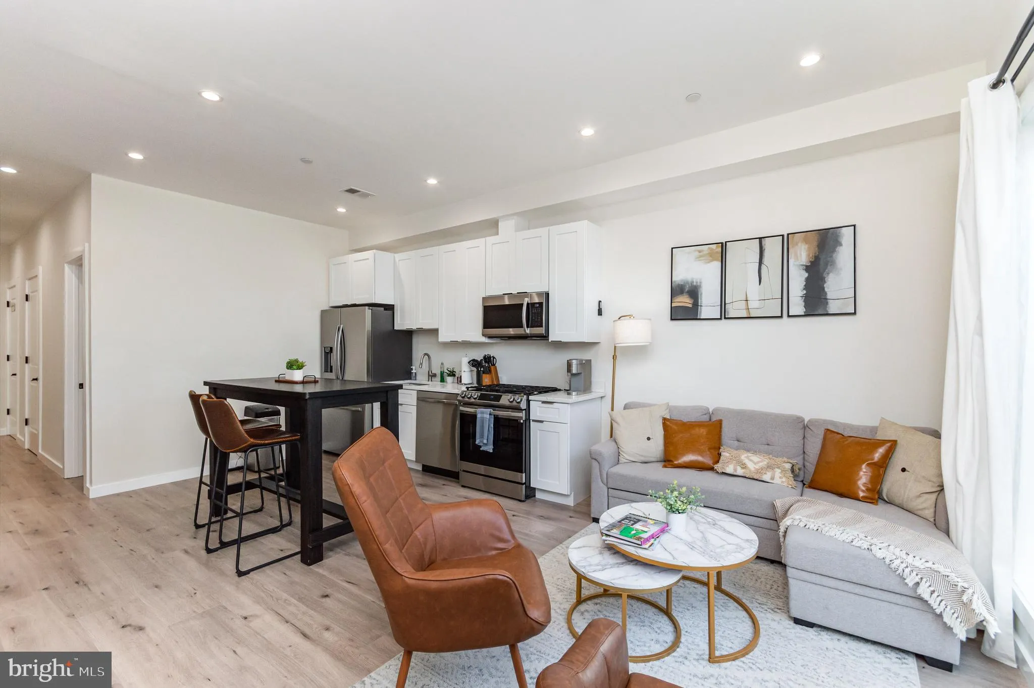 2116 4TH STREET, Washington, DC 20002