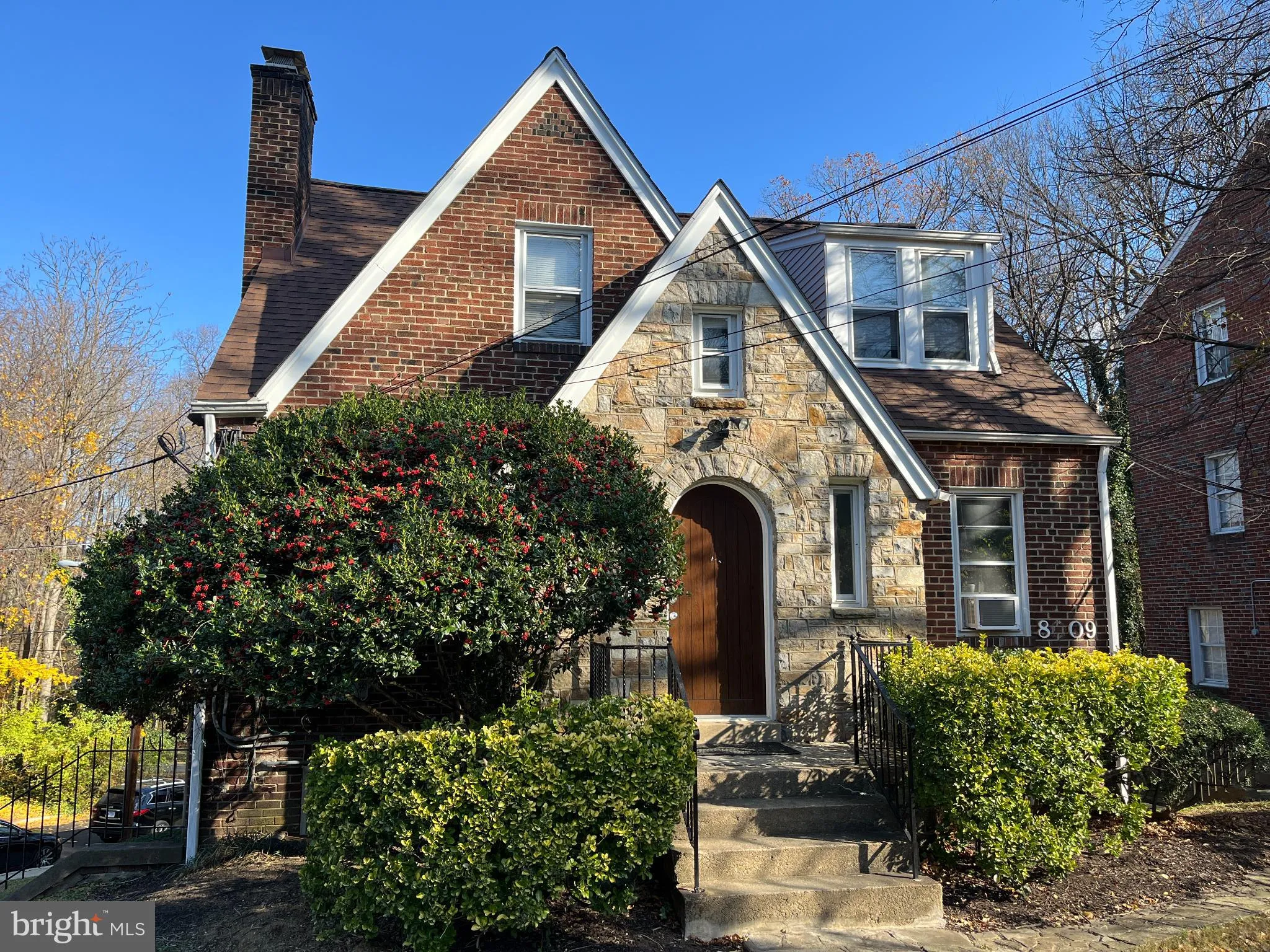 8009 GARLAND AVENUE, Takoma Park, MD 20912