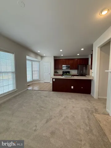 5247 Jule Star Dr, Centreville, Virginia 20120
