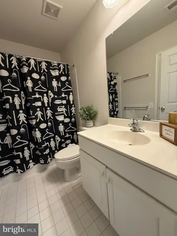 5247 Jule Star Dr, Centreville, Virginia 20120