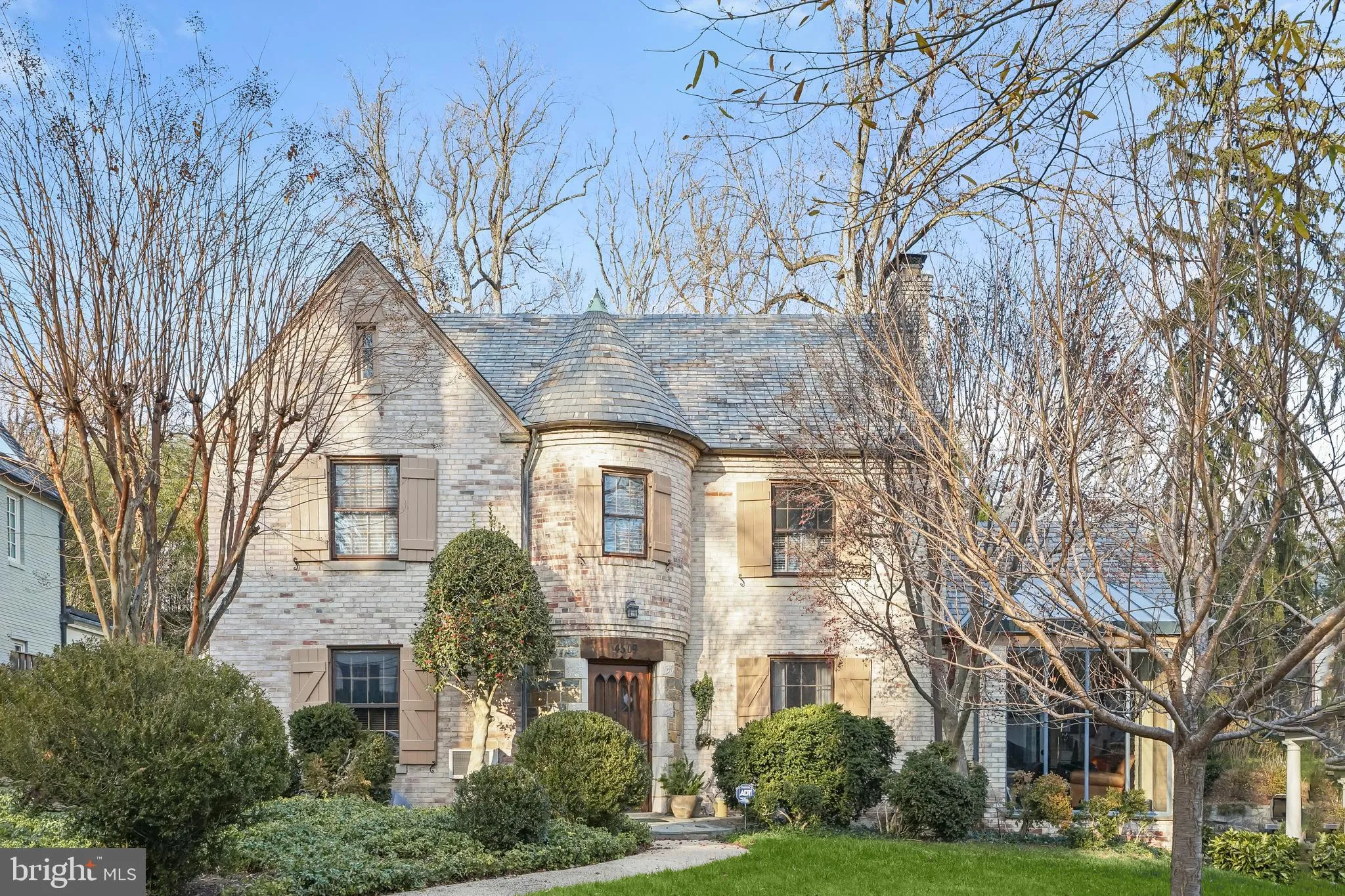 4509 DEXTER STREET, Washington, DC 20007